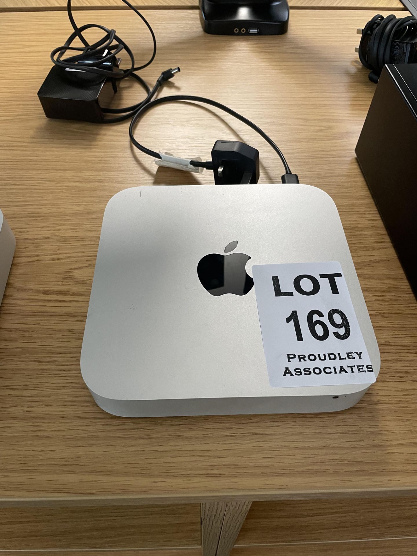 Apple Mac Mini 2014, Core i5 @ 2.6 Ghz, 8Gb RAM, 1 Tb HDD