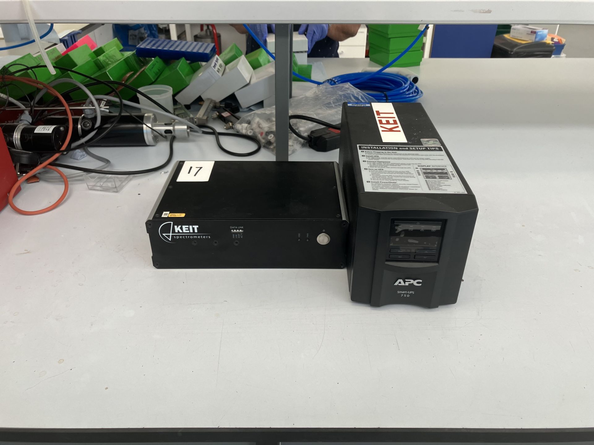 Keit spectrometer datalink box with Smart UPS 750