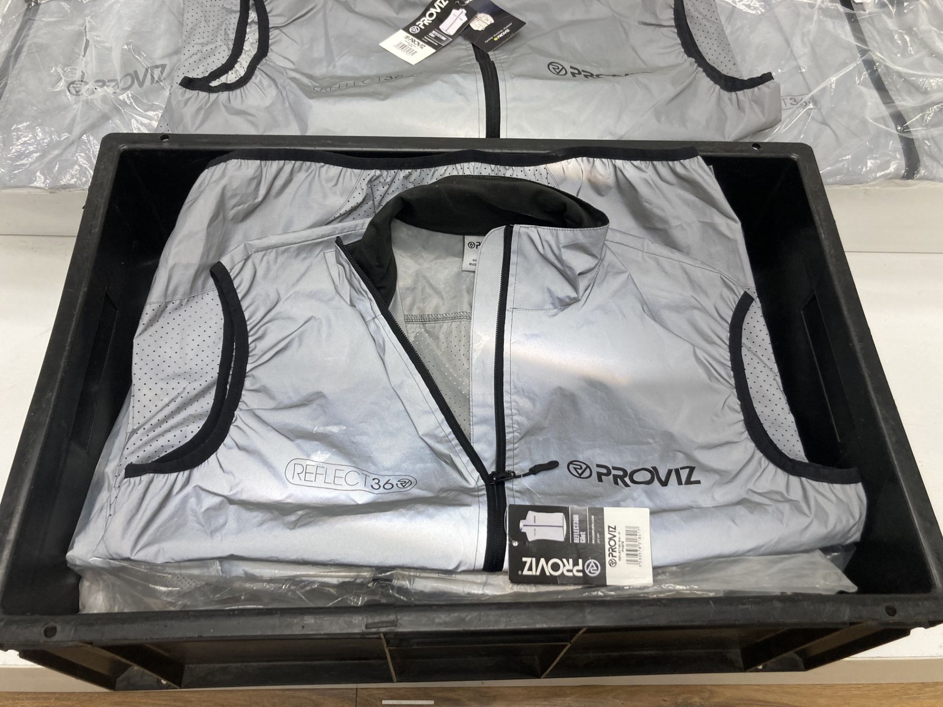 10 x Proviz Reflect 360 cycling jackets, various as lotted - Image 2 of 2