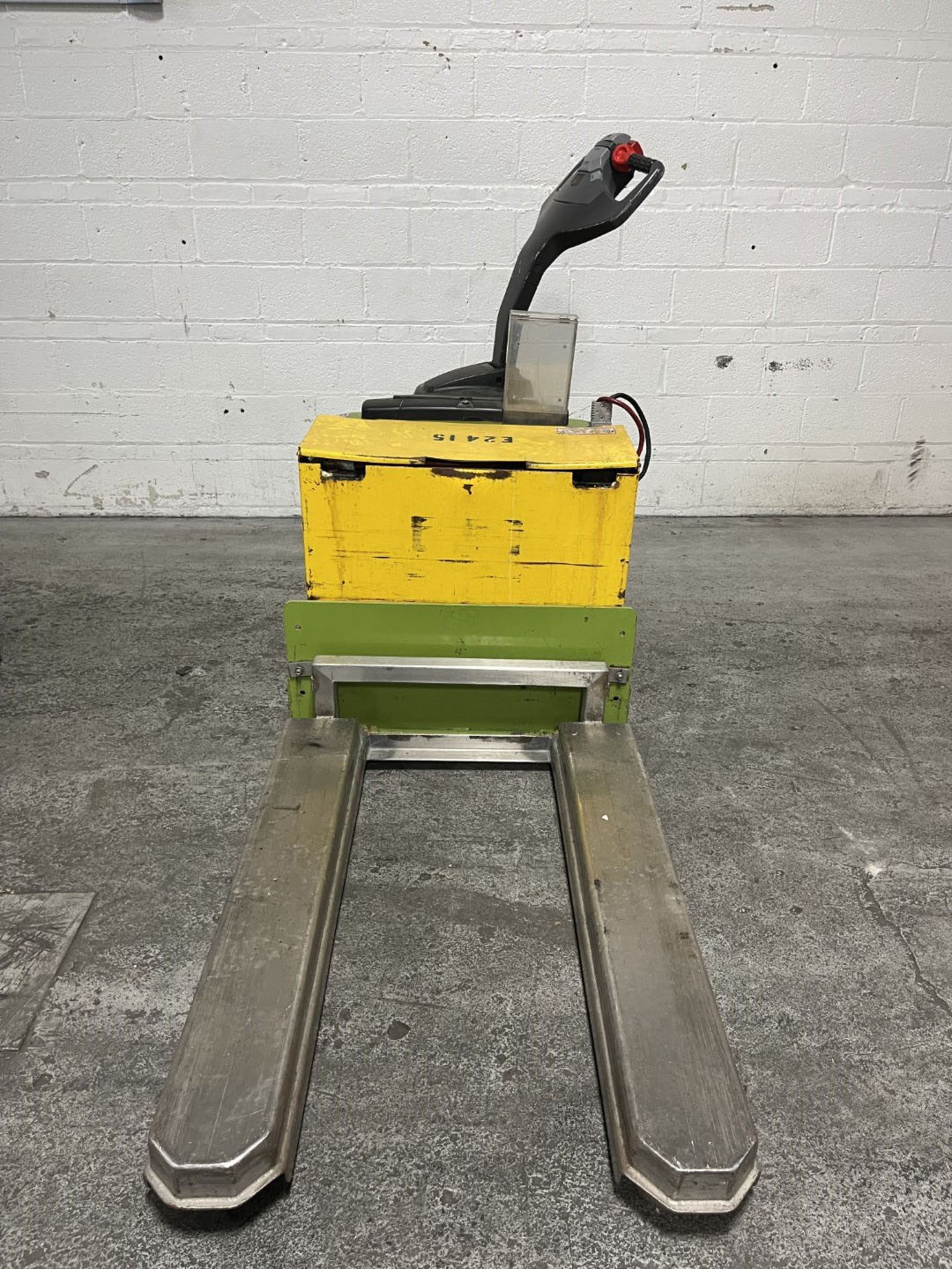 Raymond electric pallet jack