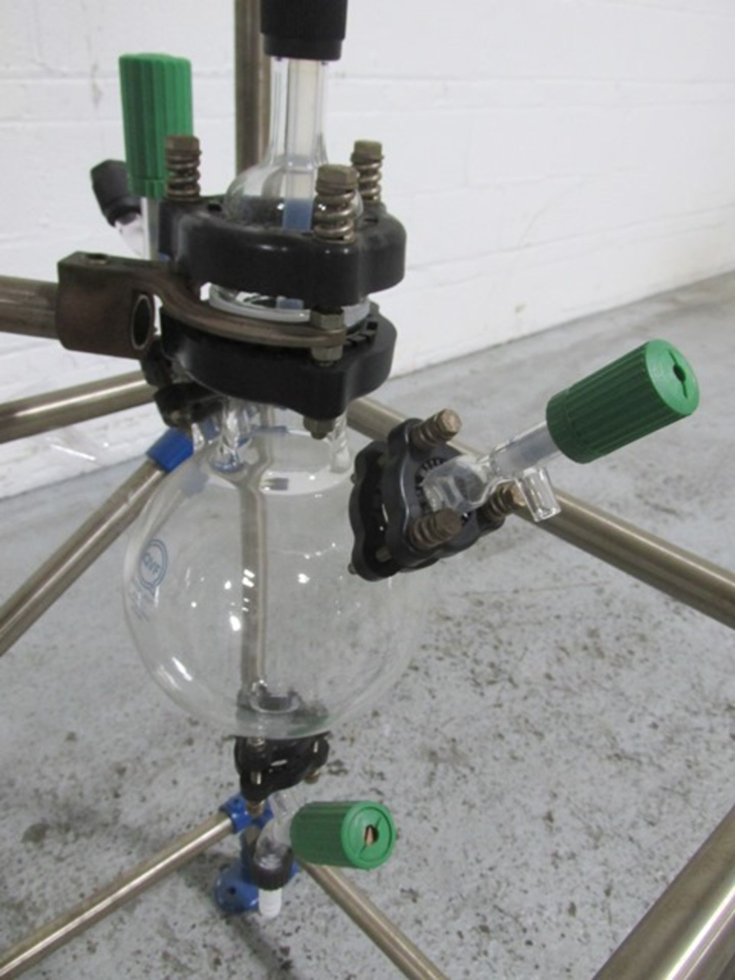 2 liter QVF Mini Plant glass reactor system - Image 6 of 8