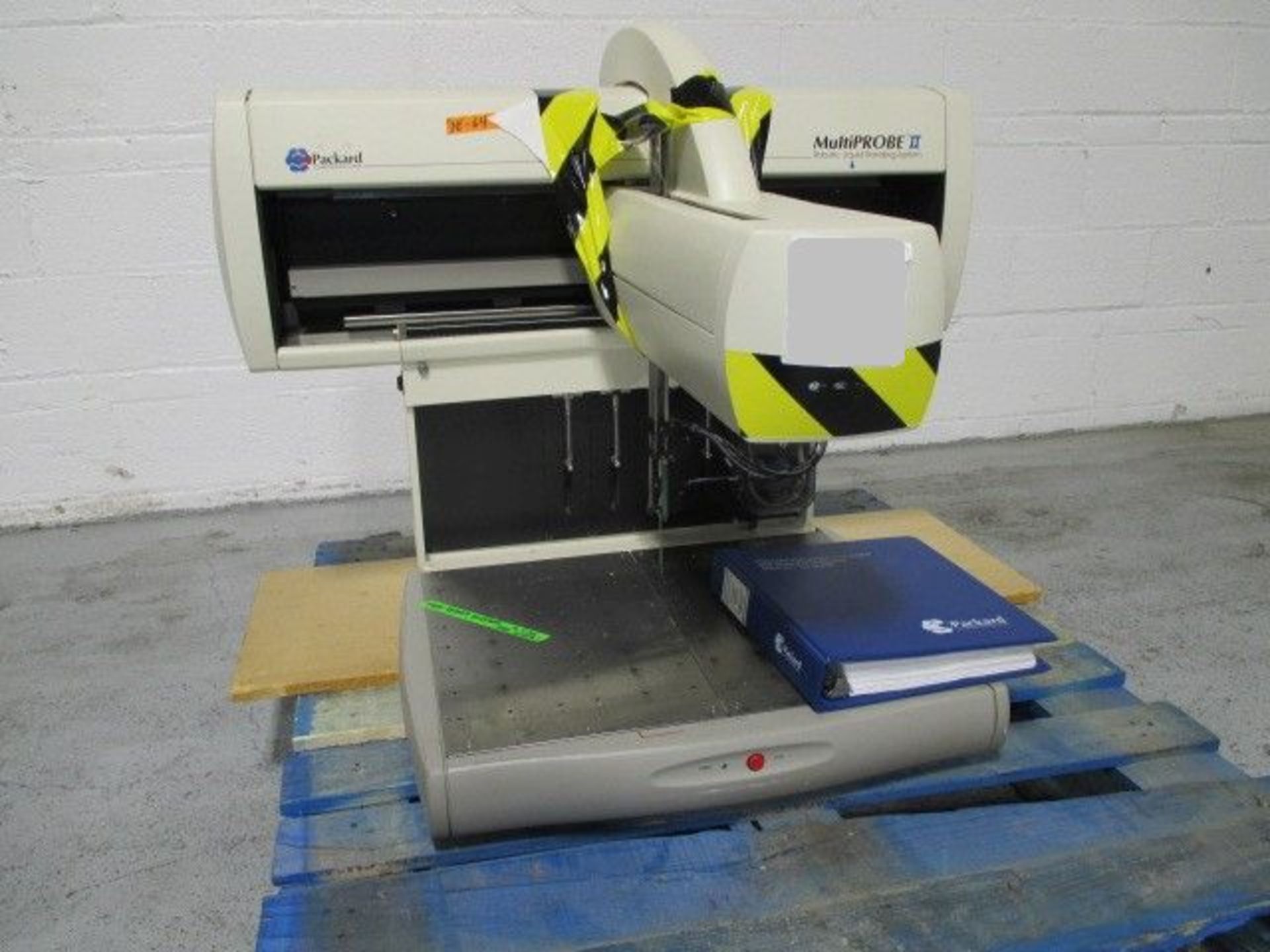 Packard BioScience MultiPROBE II liquid handling system