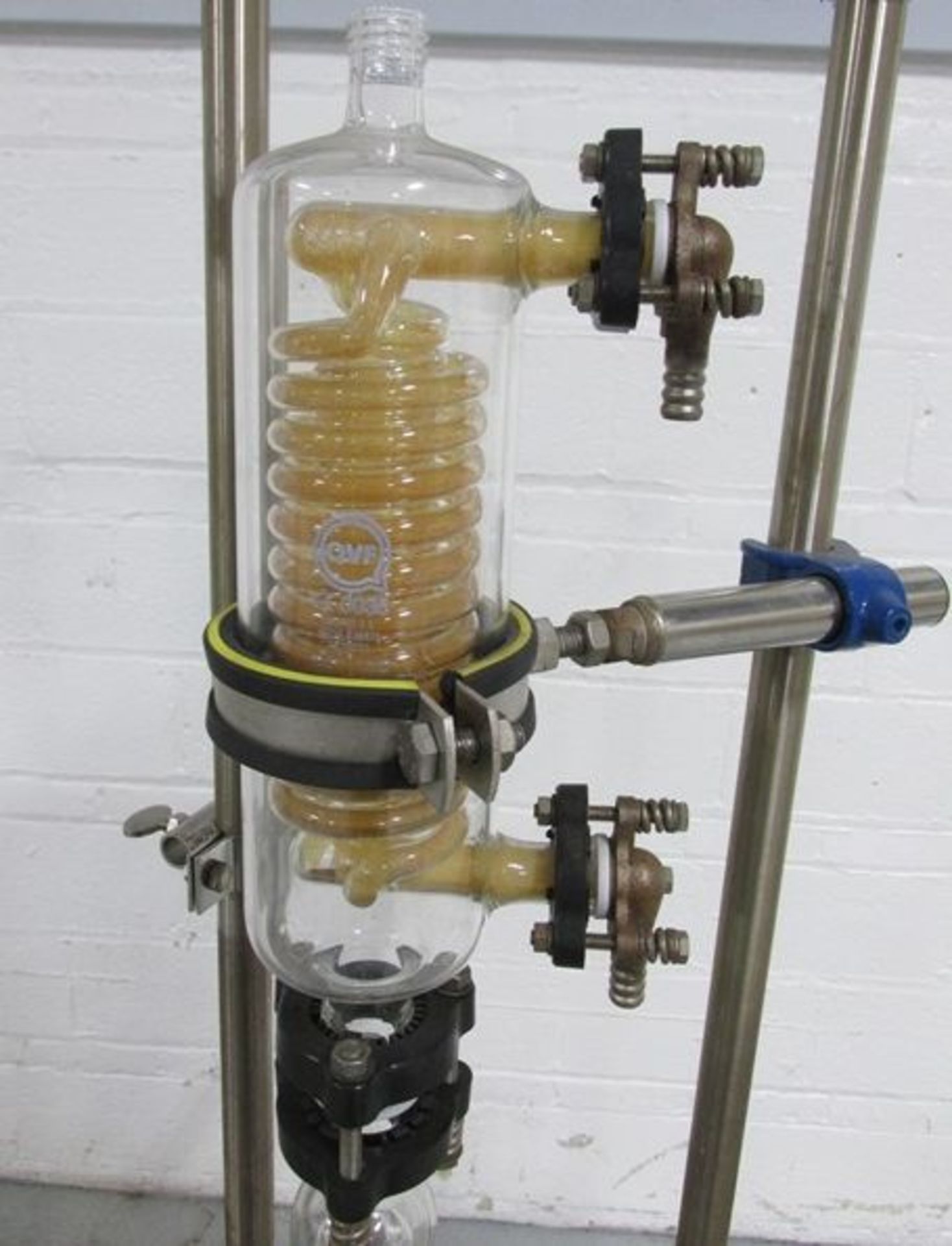 2 liter QVF Mini Plant glass reactor system - Image 7 of 8