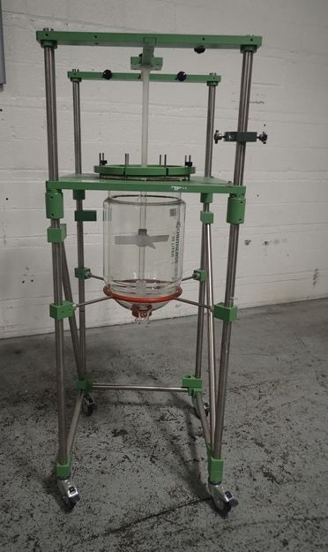 30 liter (7.9 gallon) Chemglass reactor