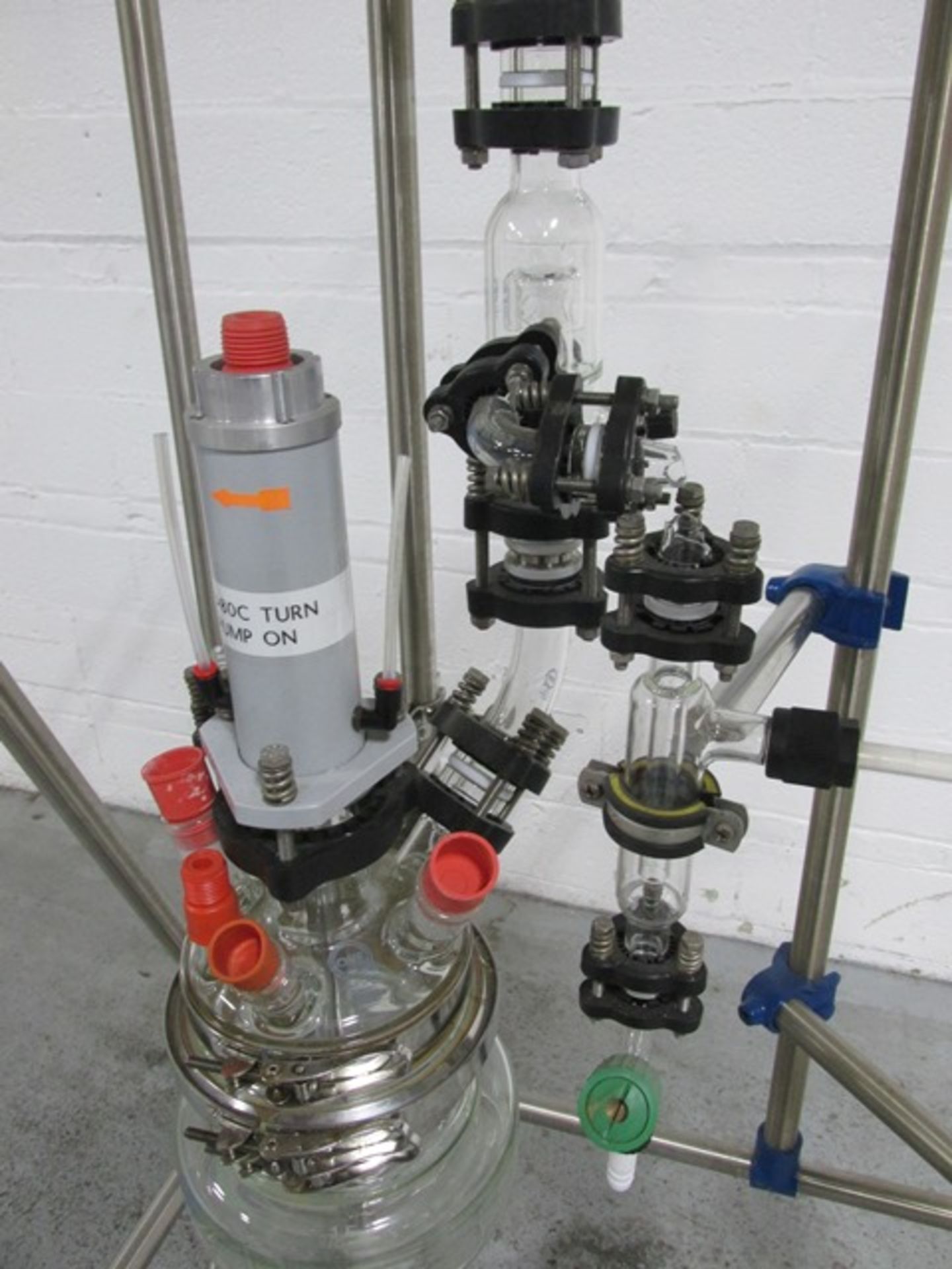 2 liter QVF Mini Plant glass reactor system - Image 7 of 7