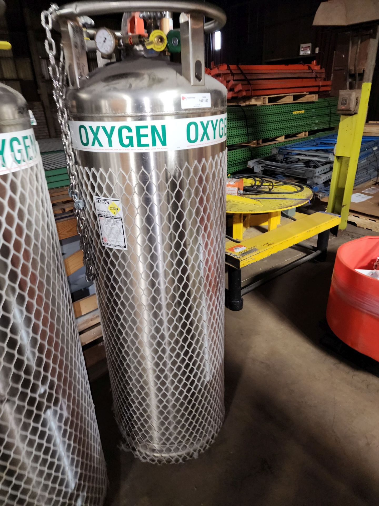 Cryogenics Oxygen cryo storage canister - Image 3 of 7