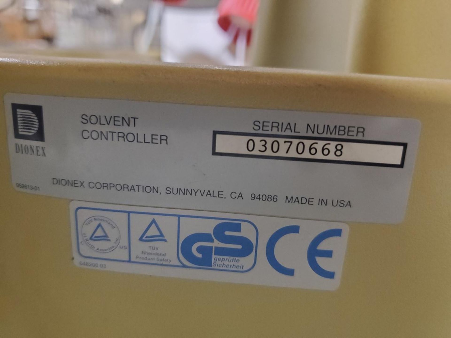 Dionex solvent controller - Image 3 of 4