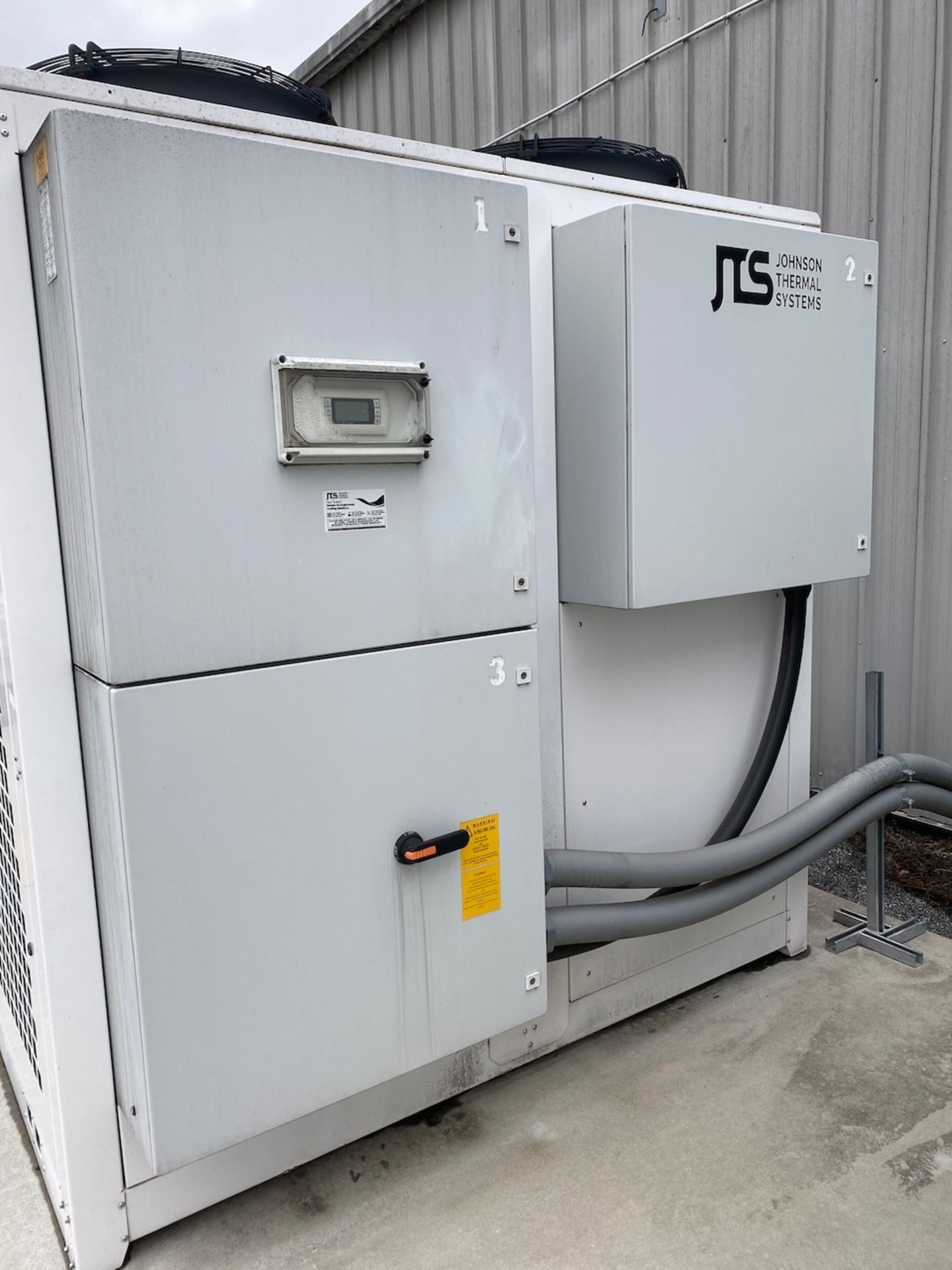 Johnson Thermal System Chiller - Image 3 of 3