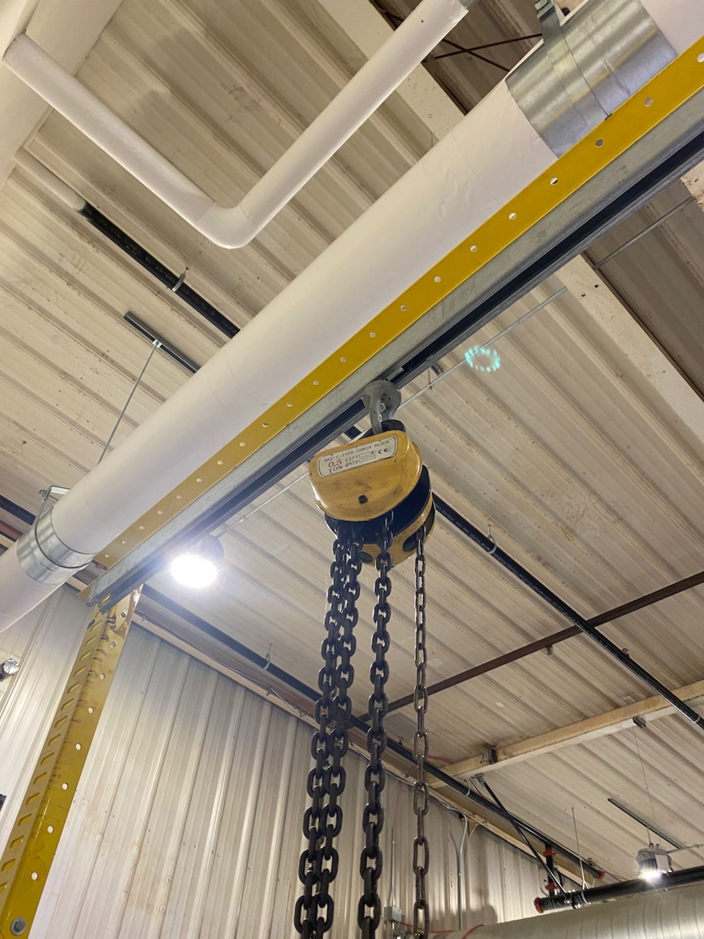 1/2 Ton Chain Hoist - Image 2 of 2