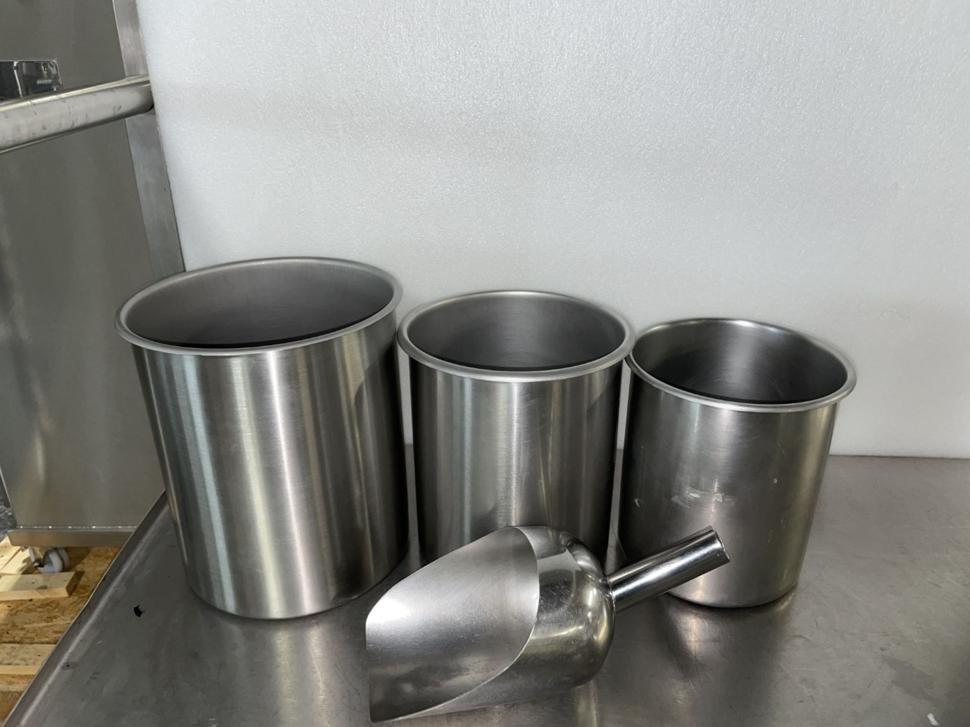 Lot of Stainless Steel Beakers/Pots, with Scoop