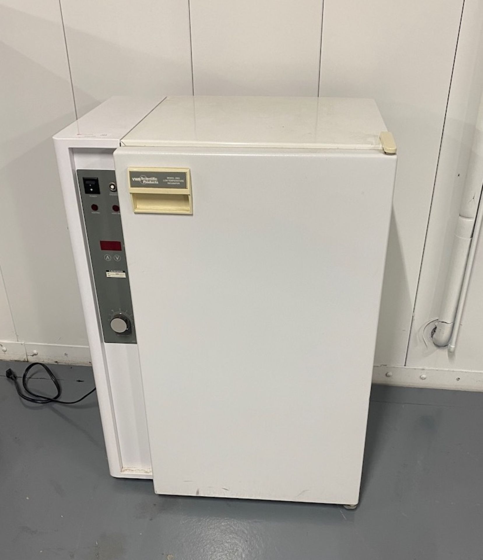 VWR Scientific low temperature incubator