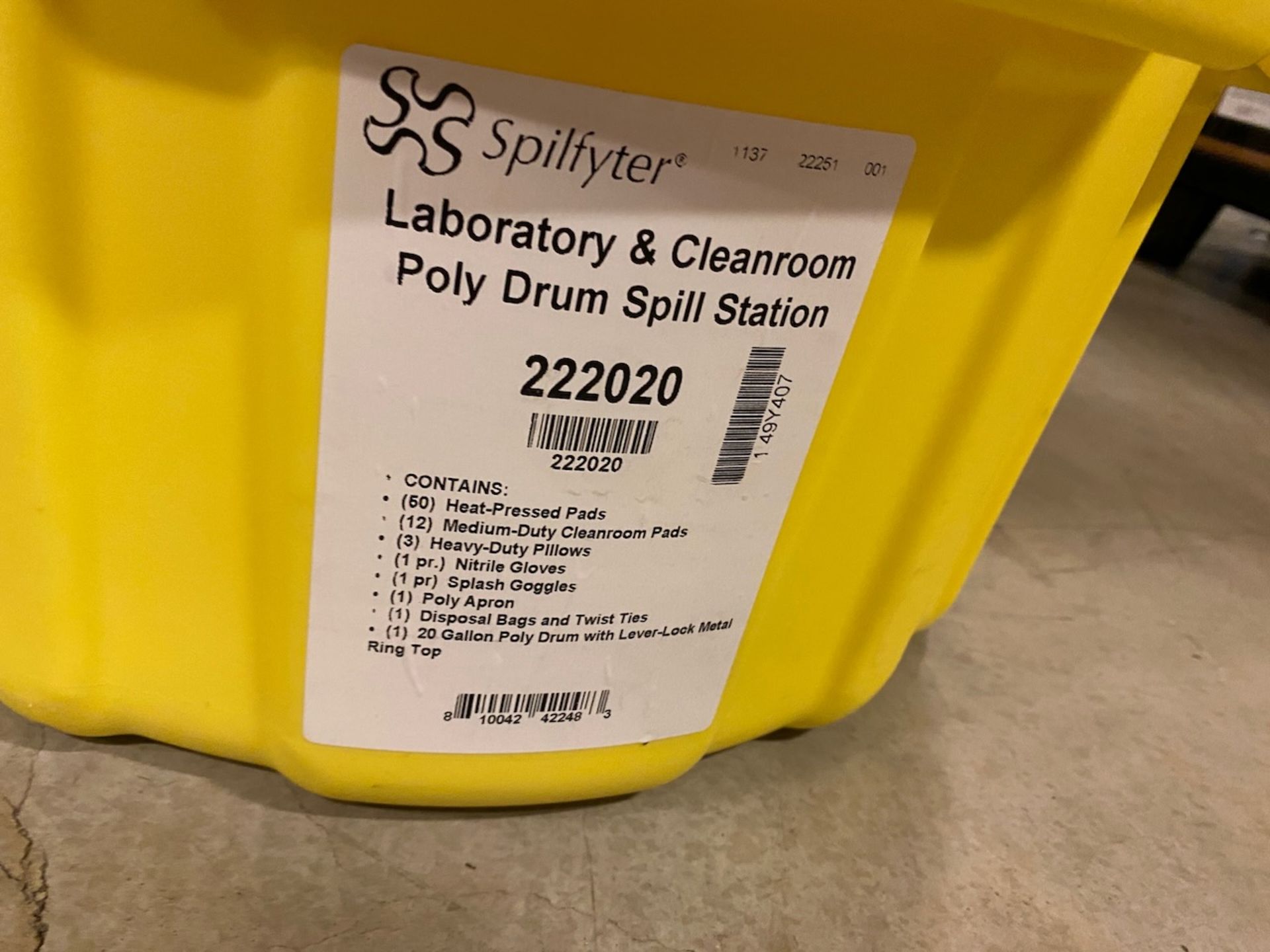 Poly drum spill station - Image 2 of 2