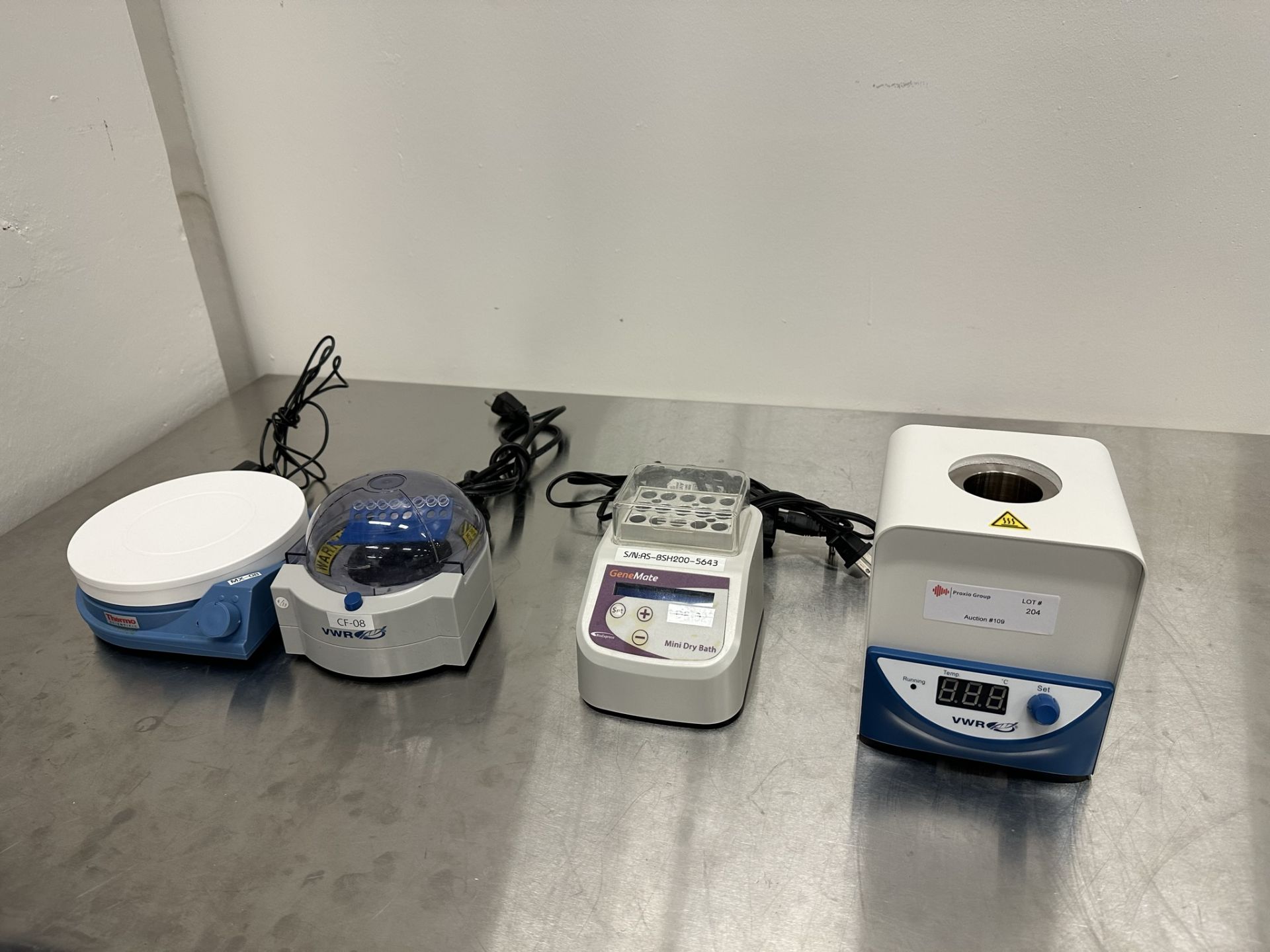 Assorted Lab Equipment