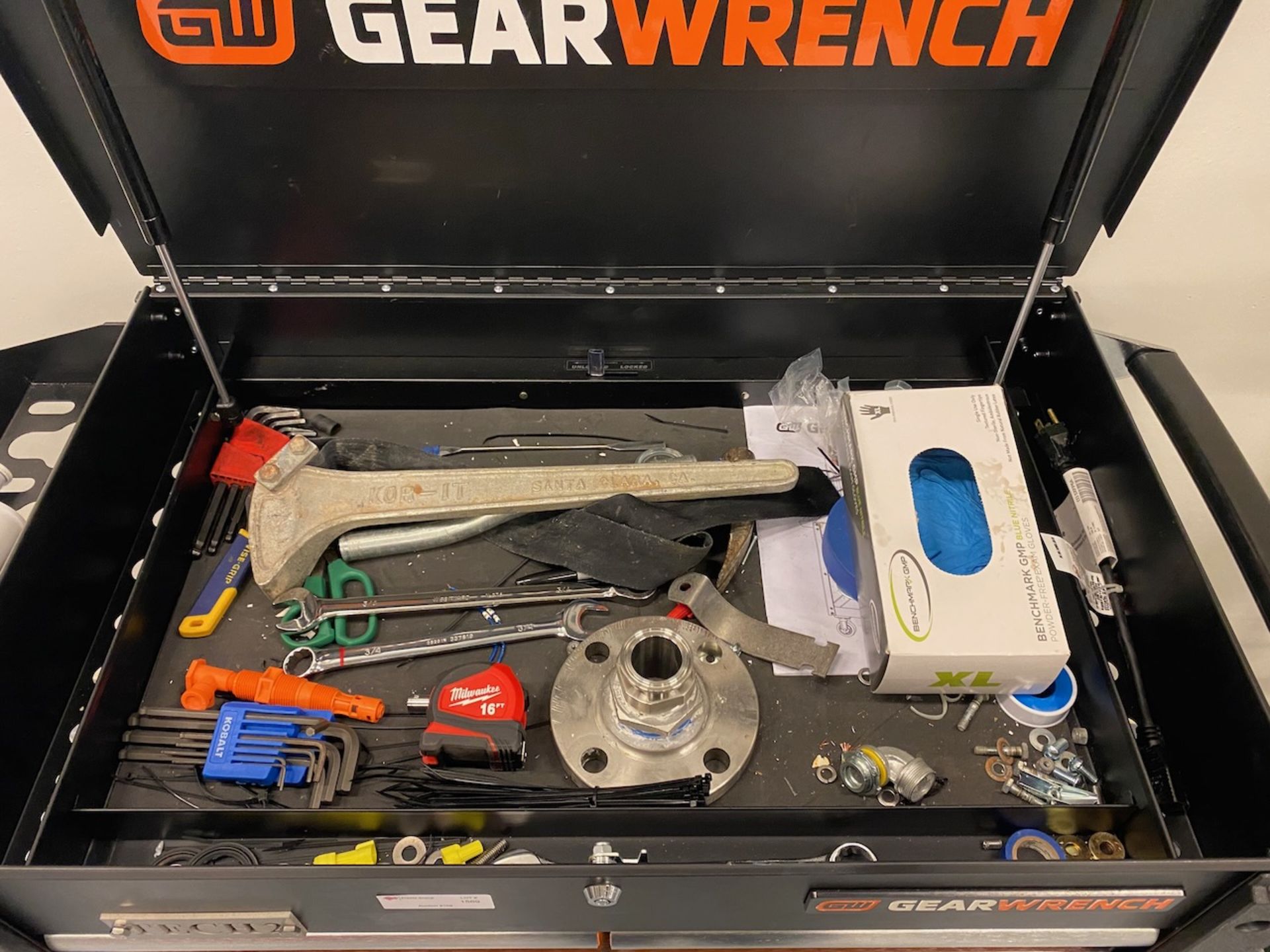 Gearwrench rolling tool box - Image 3 of 7