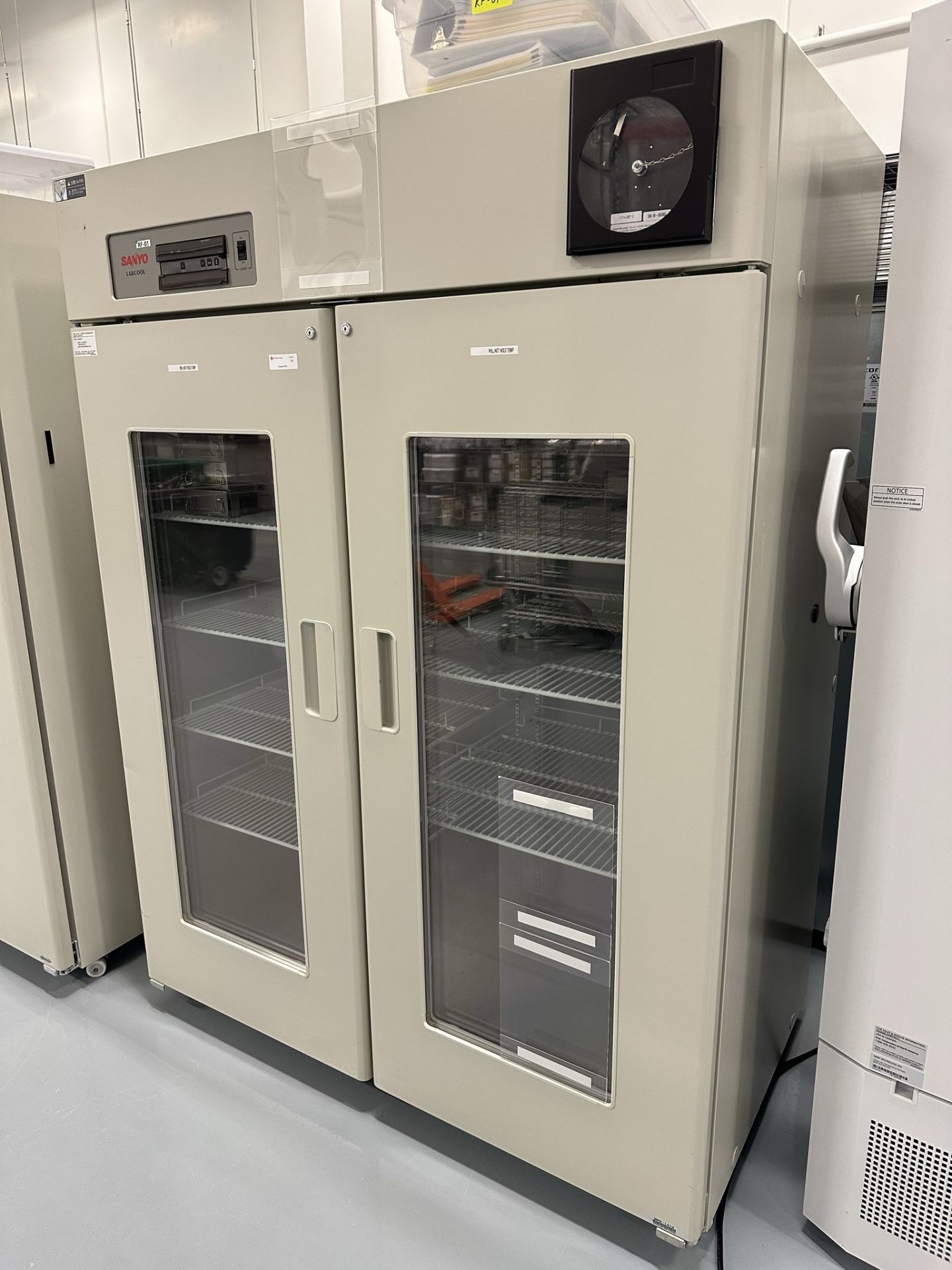 Pharmaceutical Refrigerator - Image 2 of 6