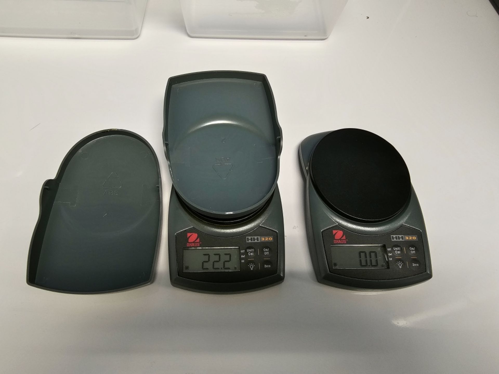 (2) Ohaus HH320 320g Capacity Handheld Scales With Covers - Image 6 of 7