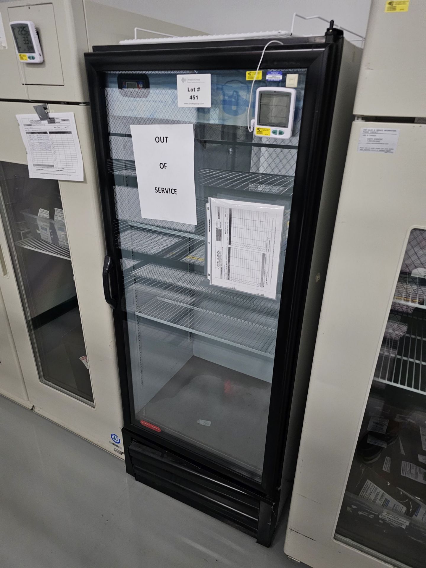 Single Glass Door Refrigerator - Image 2 of 4