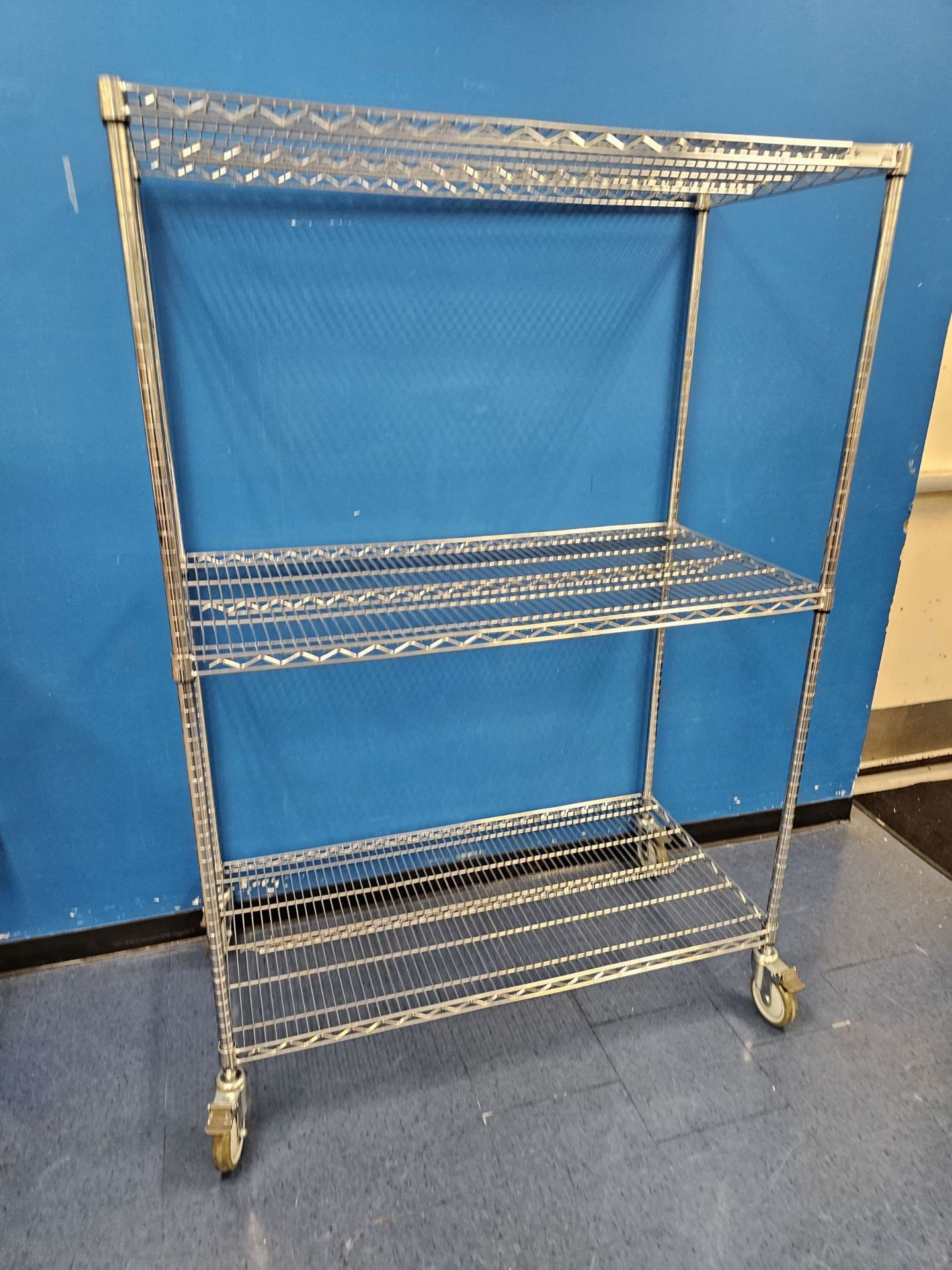 (1) 5-Shelf Castered SS Wire Rack, (1) 2-Shelf Castered Wire Rack - Image 2 of 4