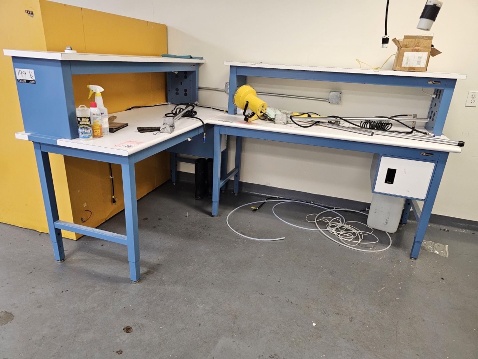 (2) IAC Workbenches and Contents - Image 4 of 4
