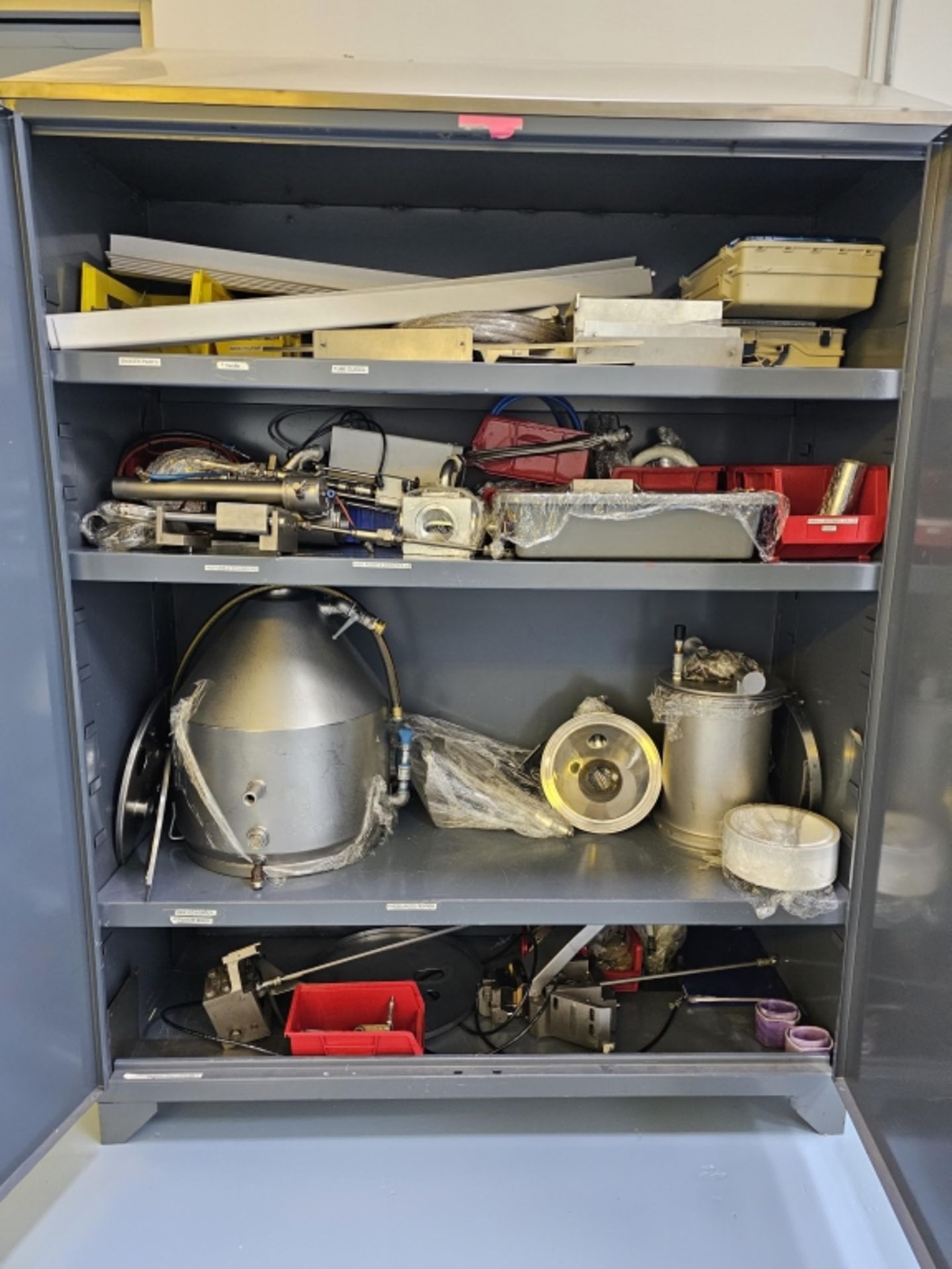 Cabinet and Spares - Image 3 of 11
