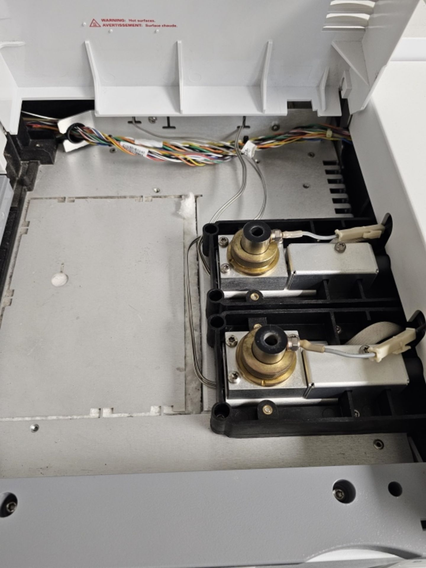 Gas Chromatograph - Image 10 of 16