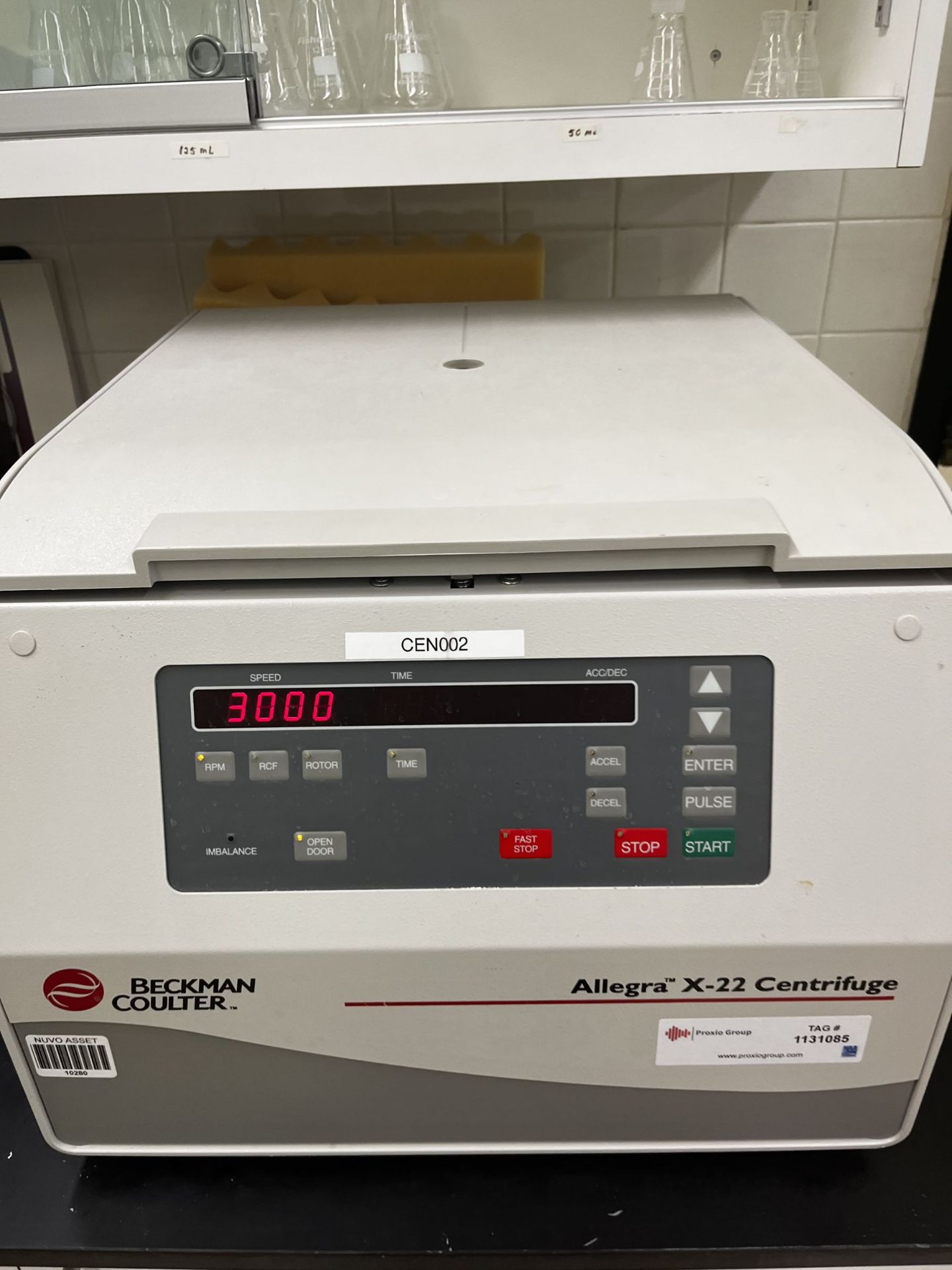 Beckman Coulter Centrifuge