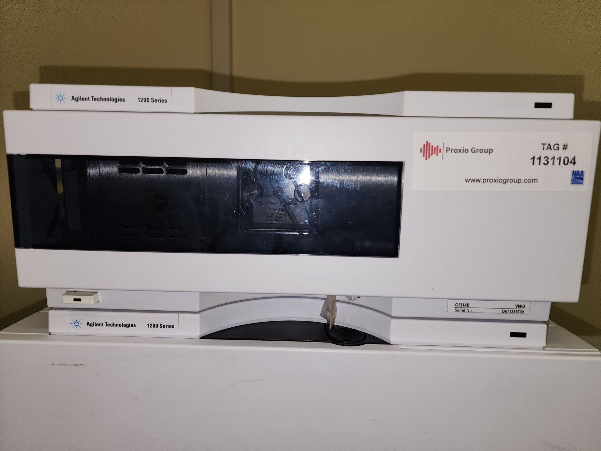 Agilent 1200 Series HPLC System. - Image 2 of 24