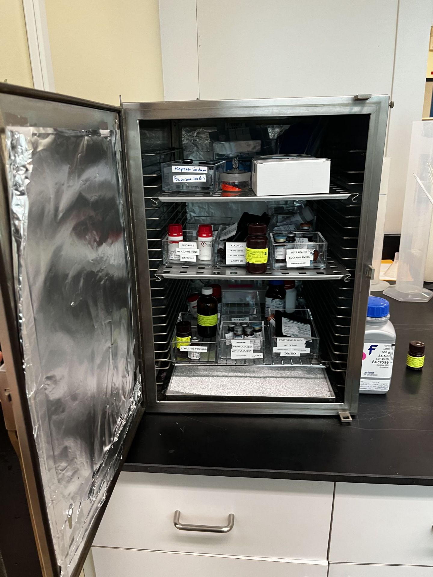 Storage Cabinet for Lab Standards - Image 3 of 4