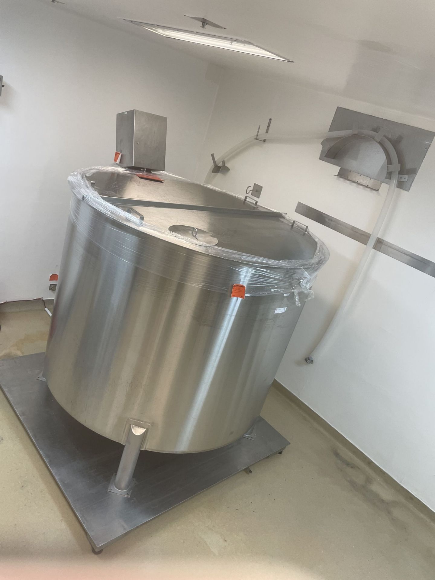 3300 Liter Stainless Steel Tank - Image 6 of 9