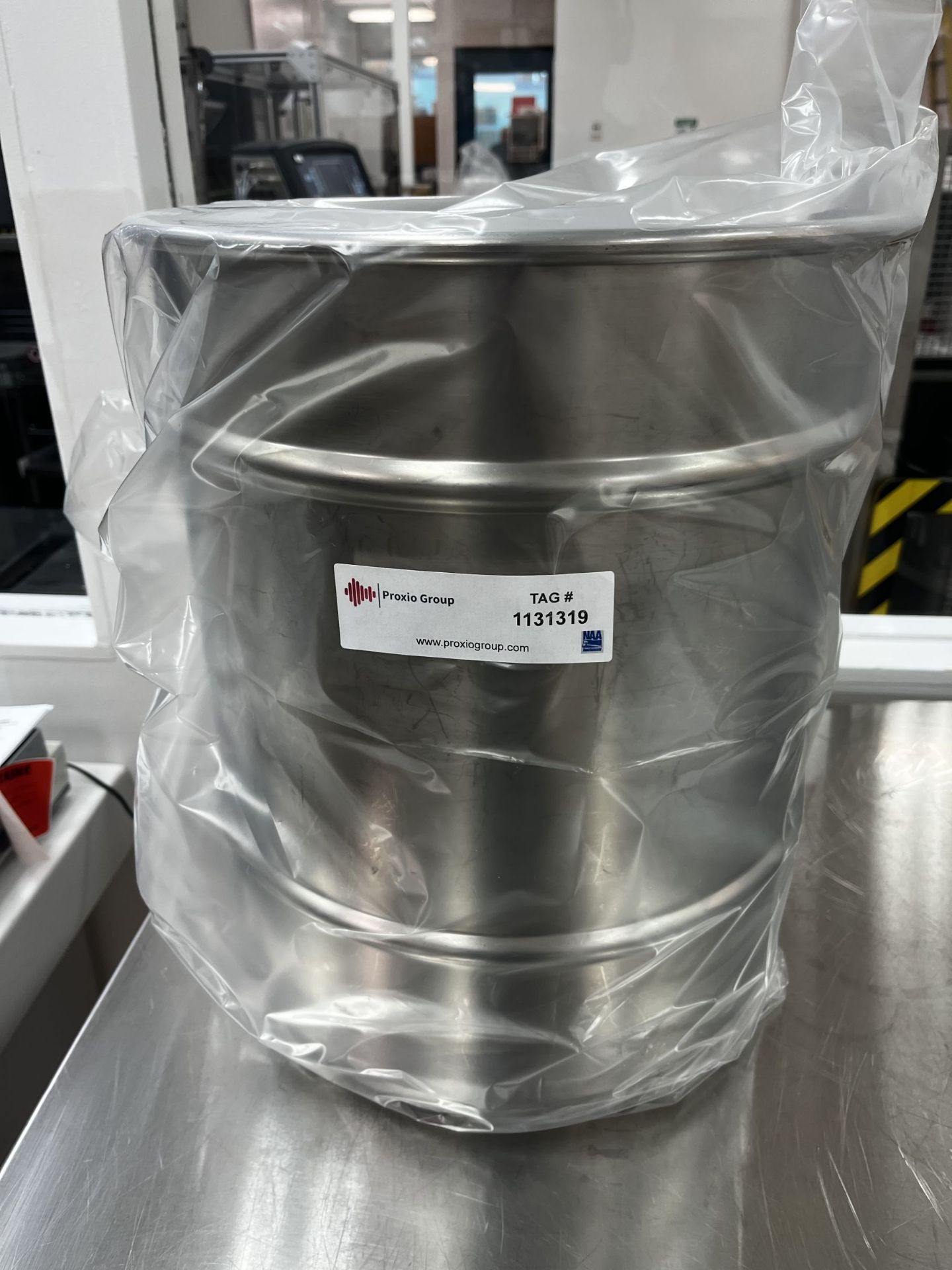 60 Liter Stainless Steel Pot with Lid