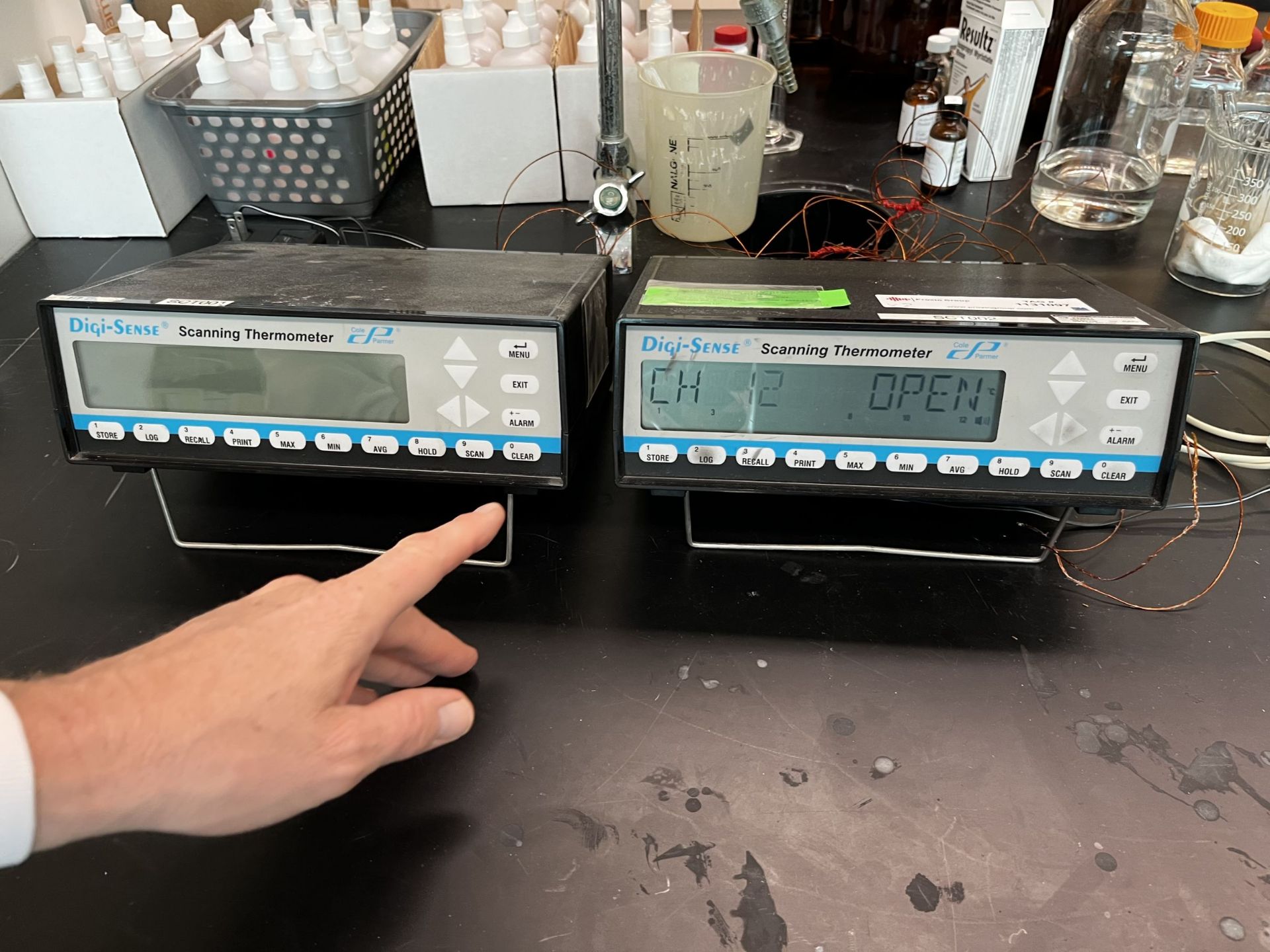 Lot of (2) Digi-Sense Scanning Thermometers