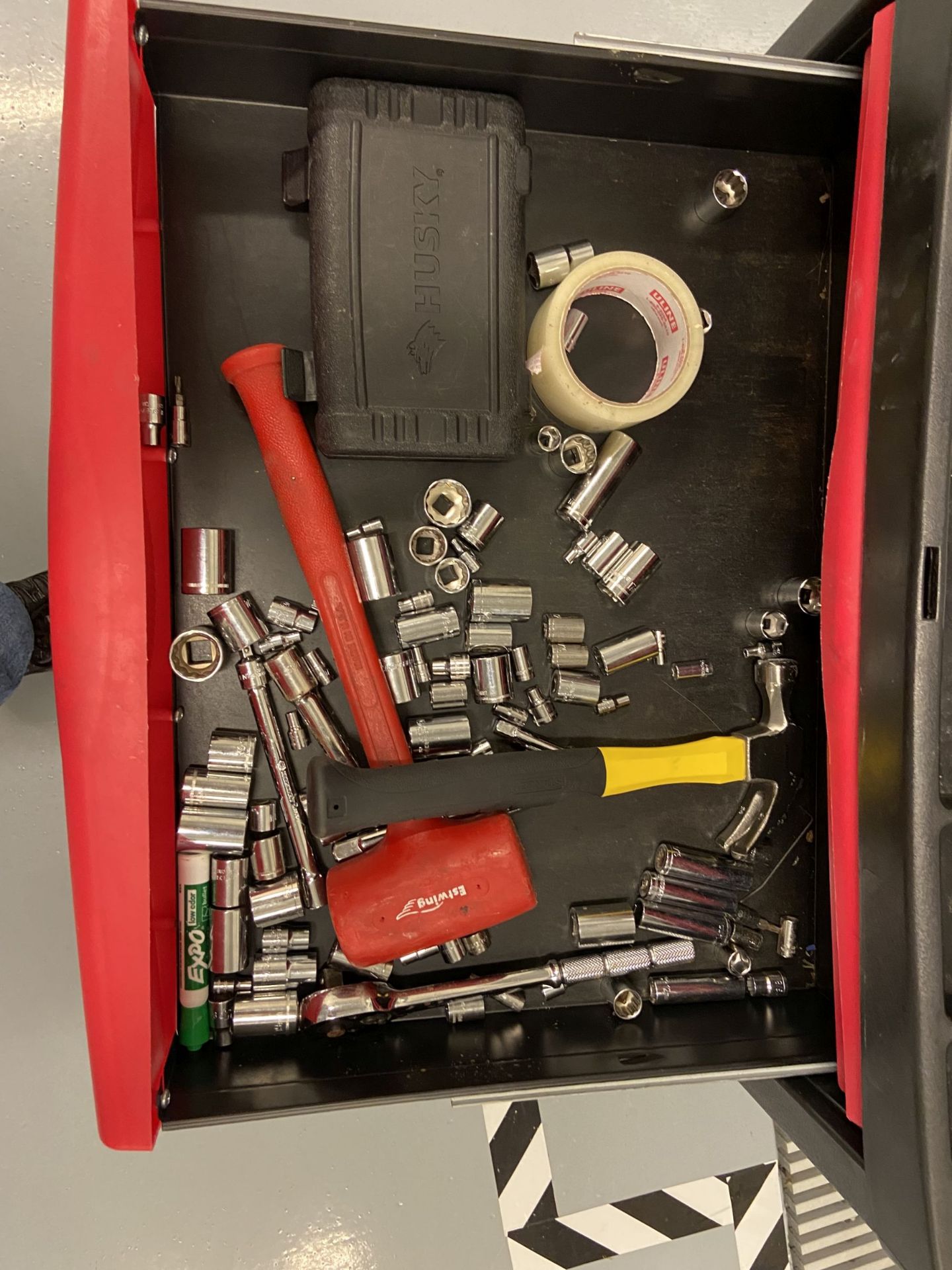 Plastic tool box. - Image 2 of 4