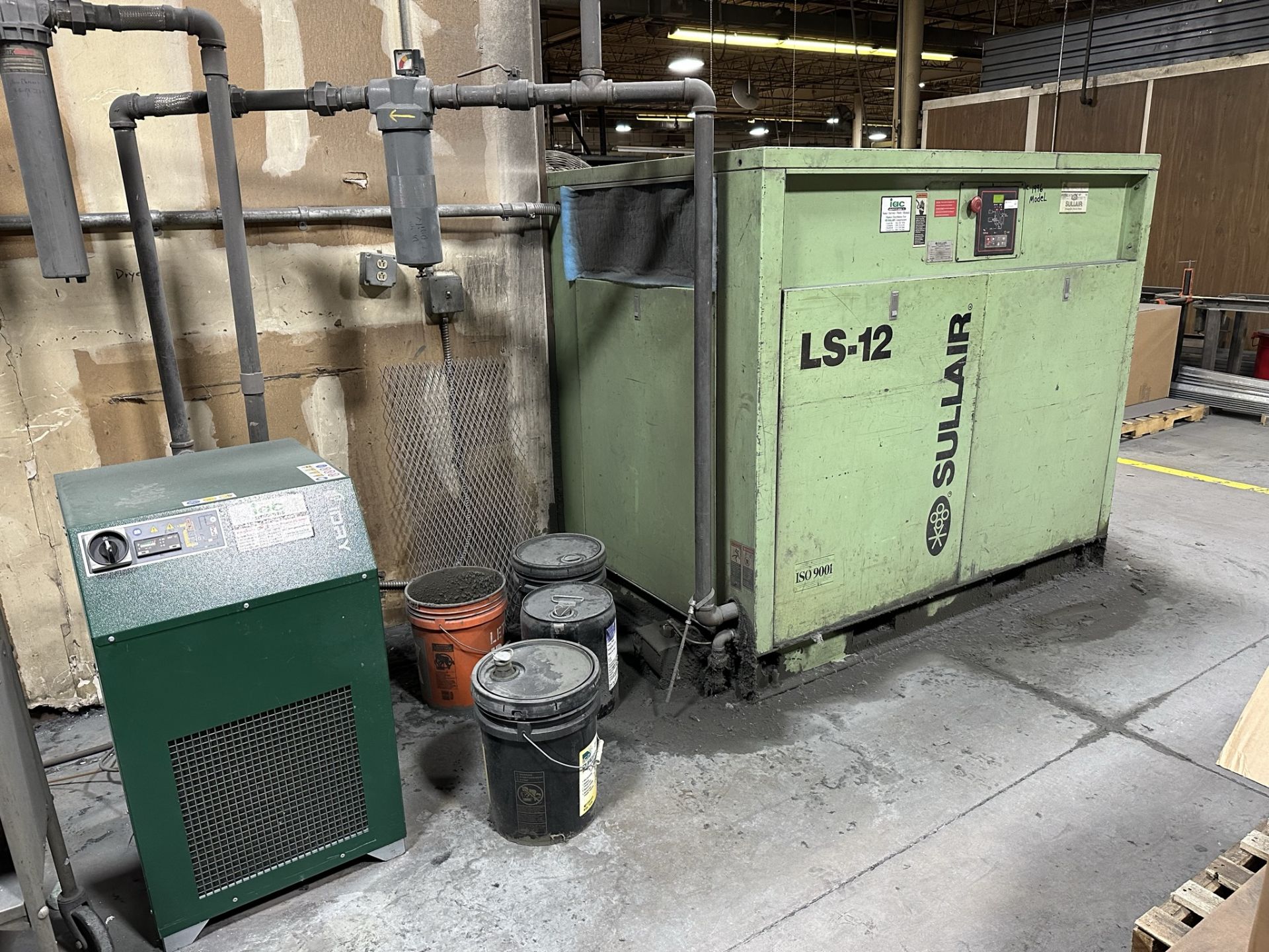 Air Compressor - Image 5 of 30