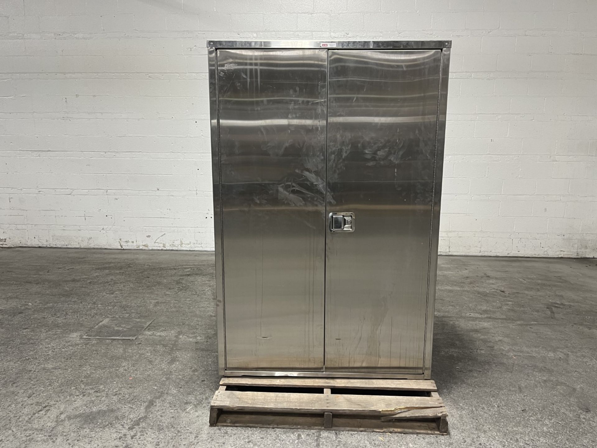 Stainless steel cabinet measuring 24" x 48" x 72" {TAG: 1180109}
