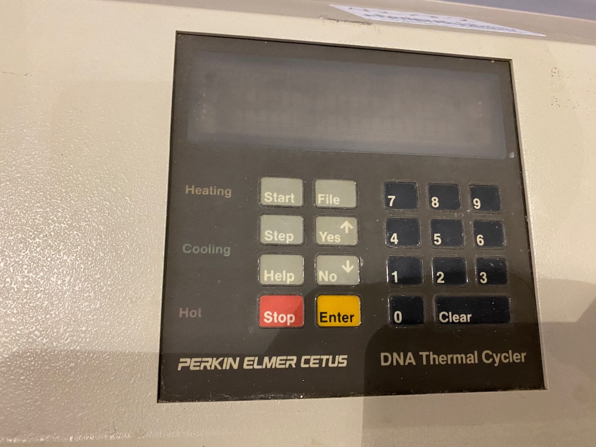 Perkin Elmer Cetus DNA thermal cycler, S/N P4489. {TAG: 1180046} - Image 3 of 5