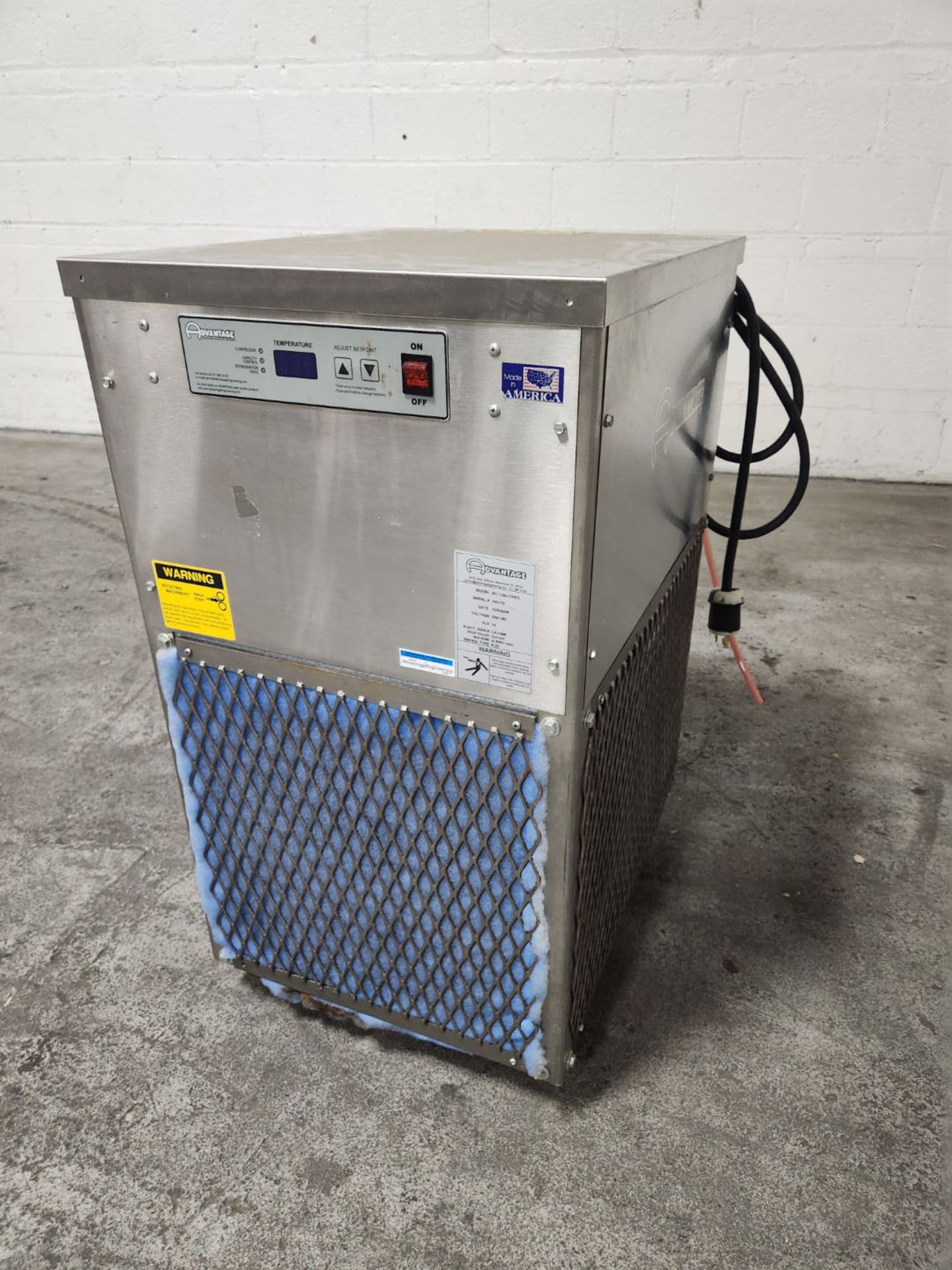 Advantage chiller, model M1-1.5A-21HFX, using R-22 refrigerant, portable, 230 volt, serial# 100118,