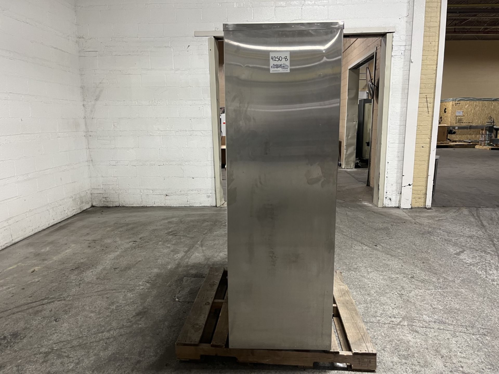 Stainless steel cabinet measuring 24" x 48" x 72" {TAG: 1180109} - Image 4 of 5