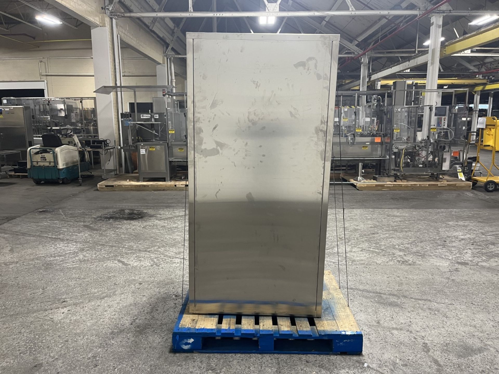 Stainless steel cabinet. 22" x 48" x 67" {TAG: 1180114} - Image 3 of 5