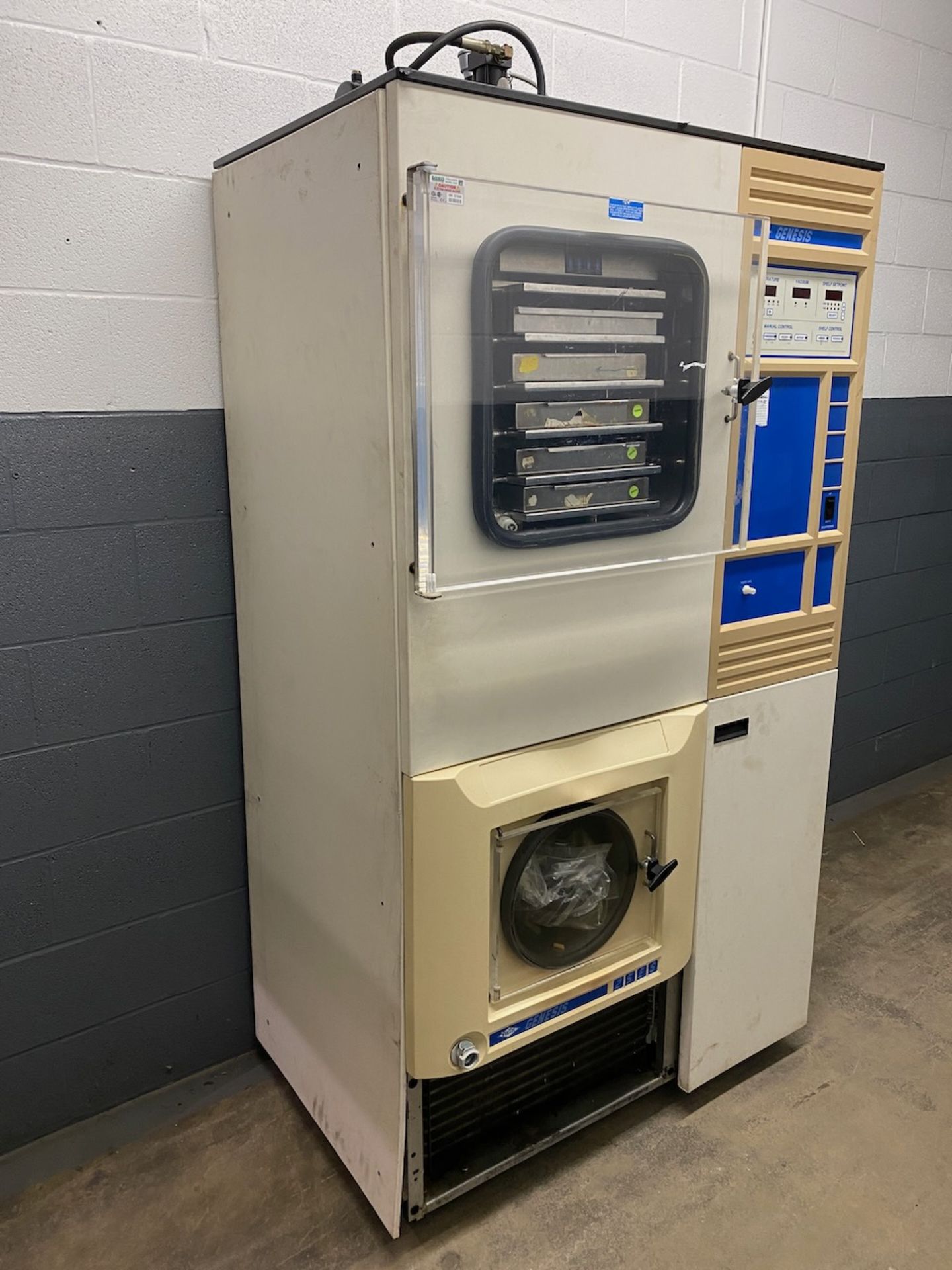 Virtis Genesis Freeze Dryer, model 25 ES, with stoppering, six trays, S/N 212934. {TAG: 1180060}