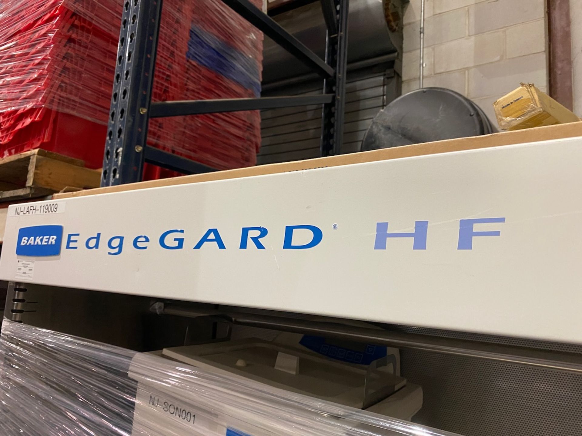 Baker Edgegard Laminar flow hood - Image 2 of 3