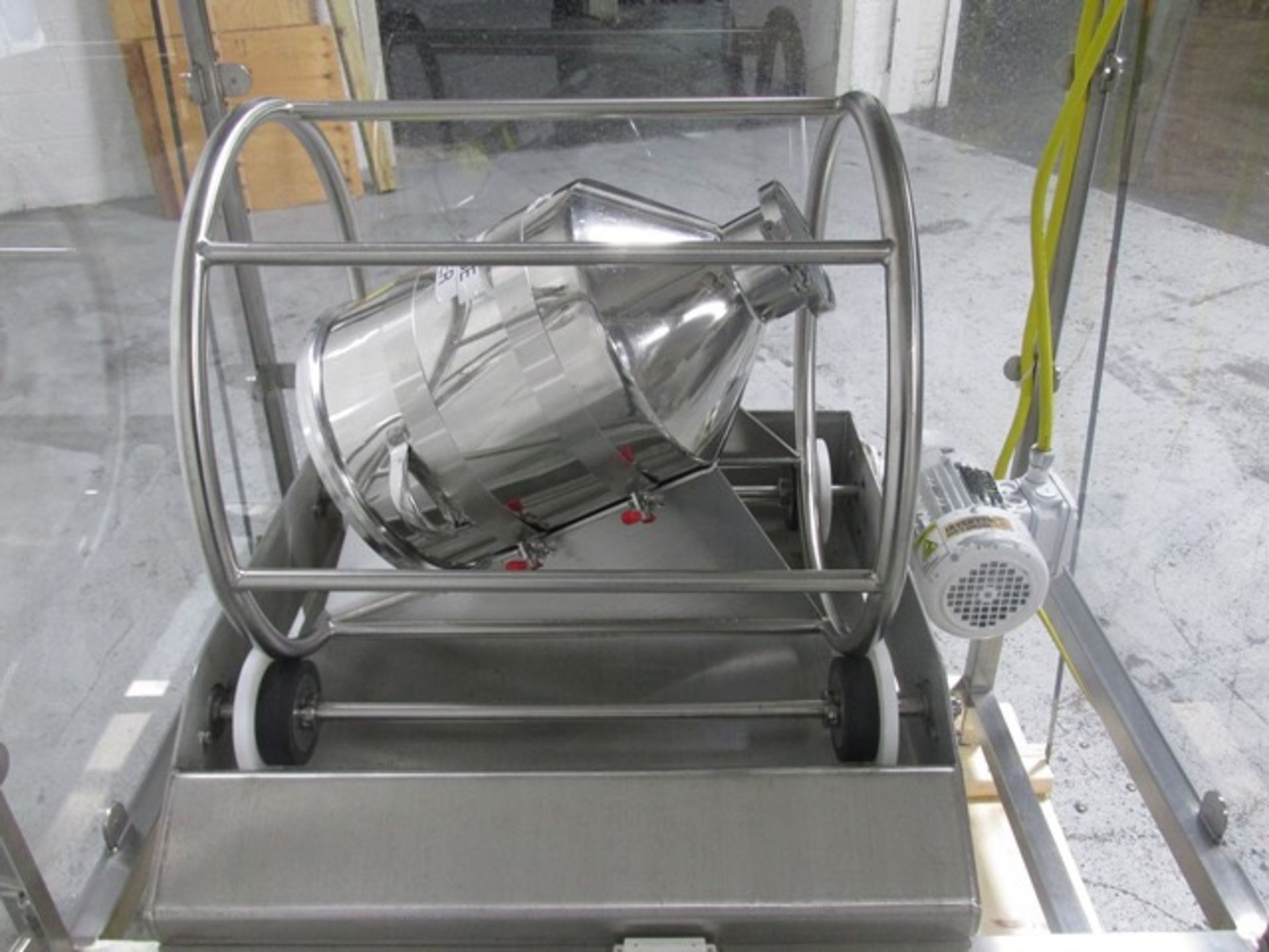 Drum hoop mixer, meant for 20" L x 12" diameter drum, 0-26 RPM operating speed, with 0.5 hp motor, - Image 5 of 9