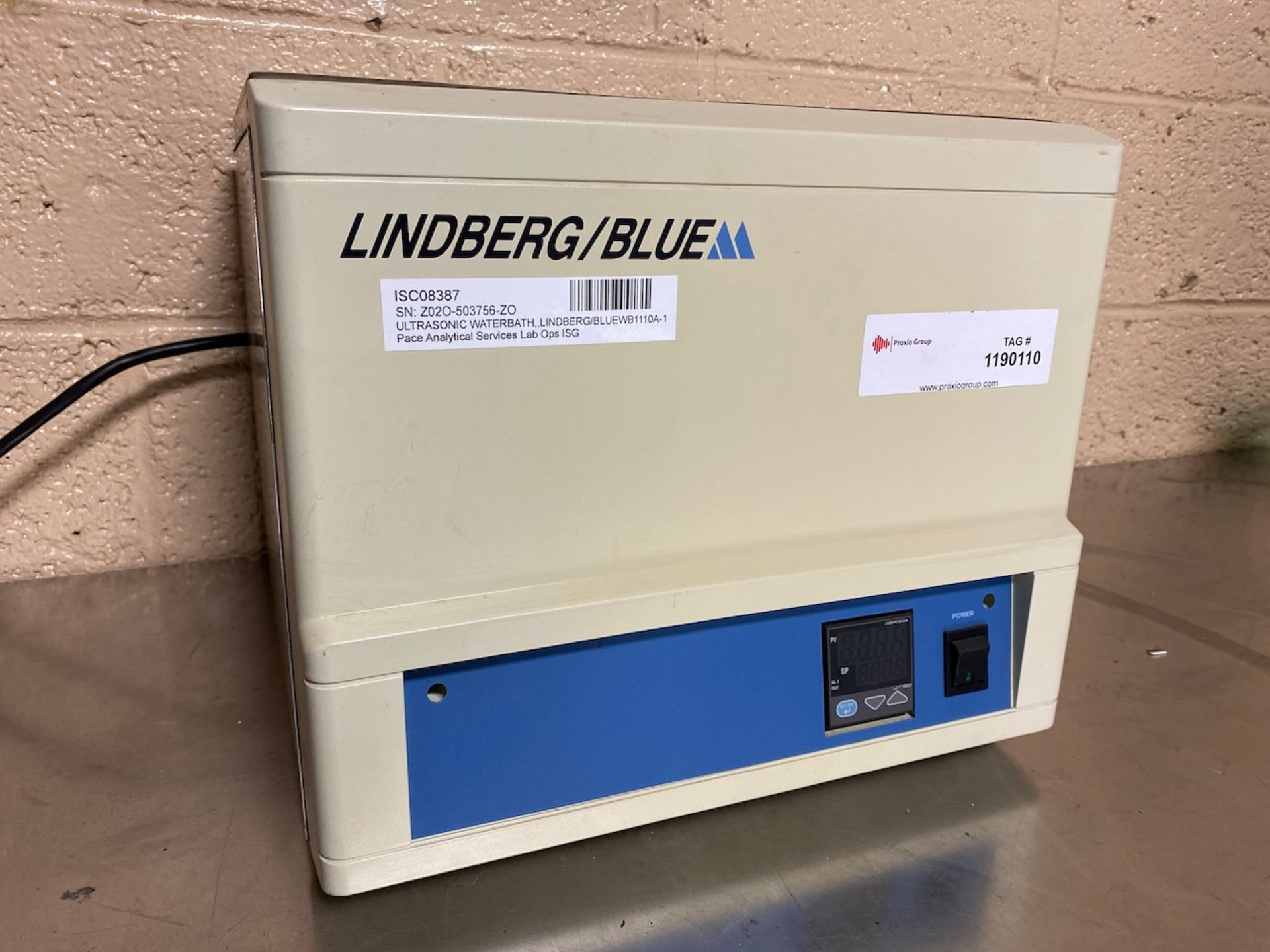 Lindberg/Ble M ultrasonic water bath, Model WB1110A-1, 8" x 12" x 8" bath, S/N Z02O-503756-ZO. {