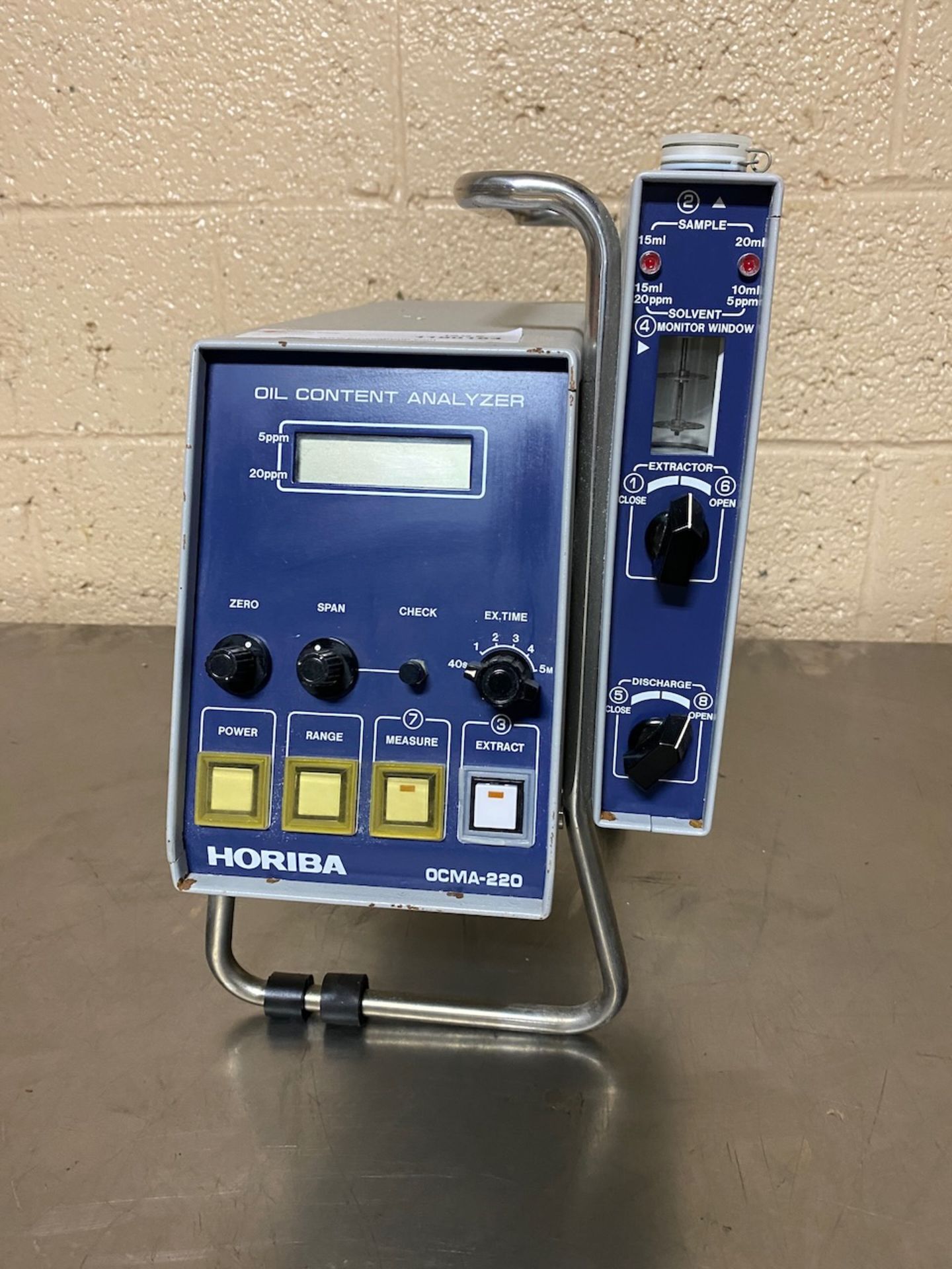 Horiba OCMA-220 Oil content analyzer, S/N 105010. Made in 1991. {TAG:1190184}