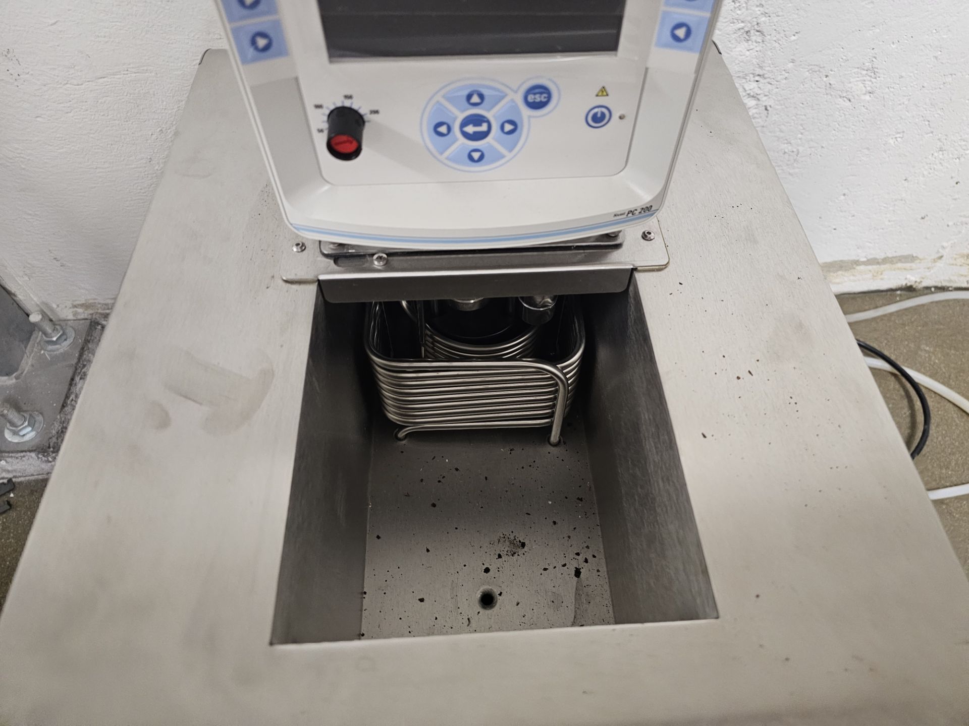 Thermo Scientific / Hakke PC-200 Temperature Controlled Immersion Recirculator with Castered Base - Image 3 of 7