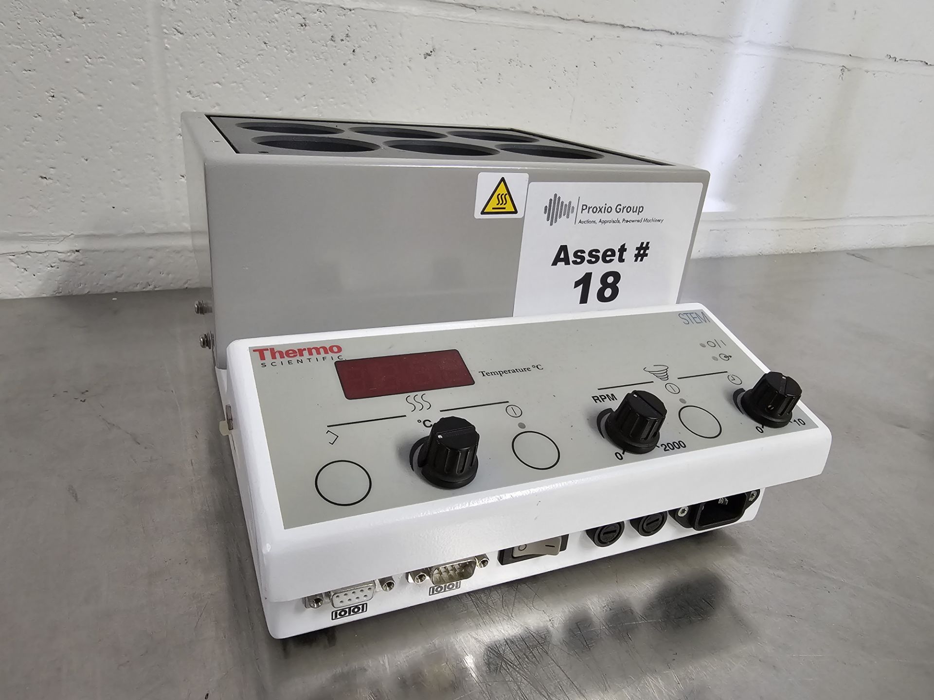 Thermo Scientific / Electrothermal Model PS80043 STEM Series Reaction Station Dry Bath - Image 4 of 6
