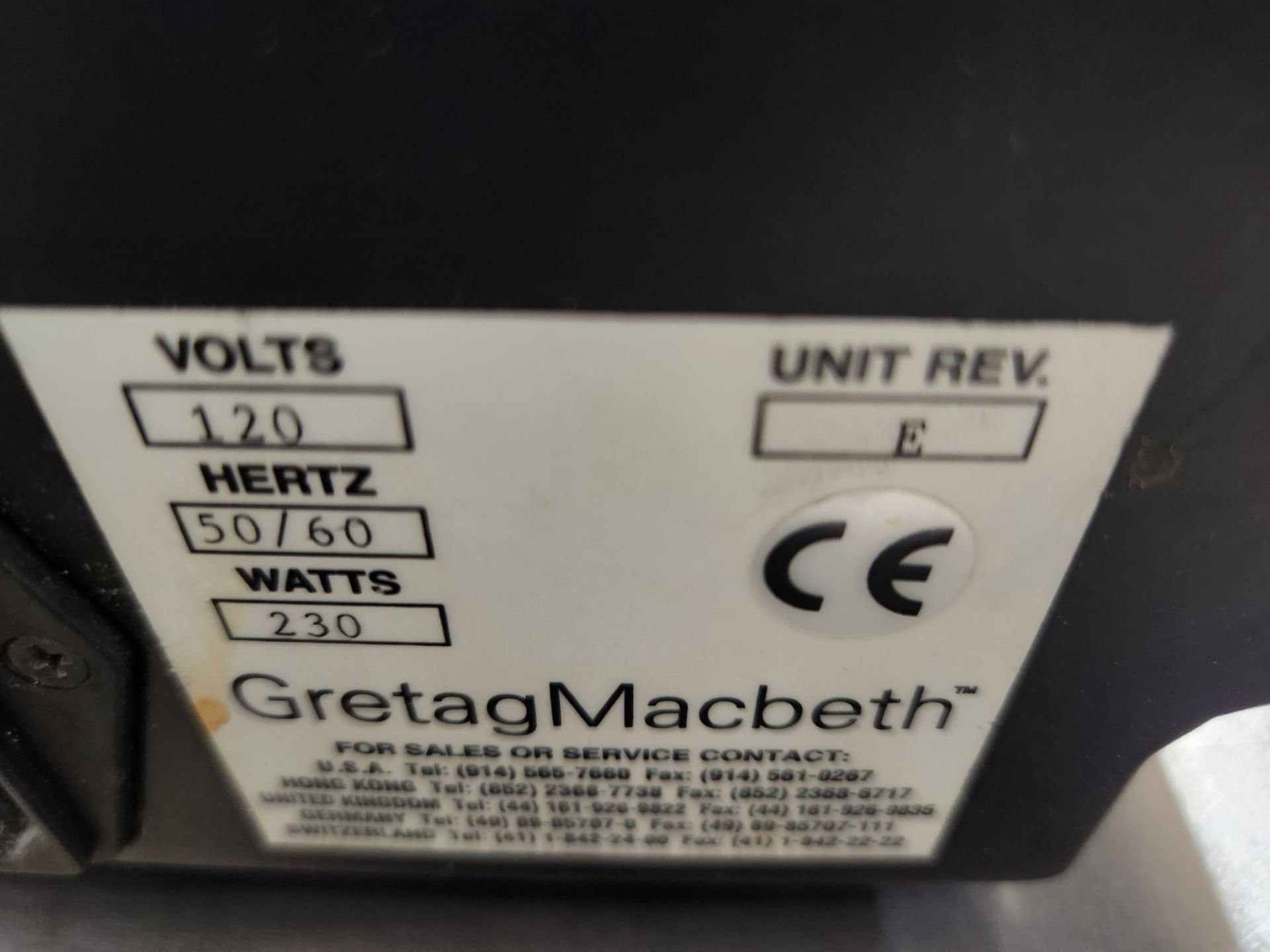 GretagMacbeth Color-Eye 7000A spectrophotometer, model CE-7000A, 120 volts, serial# 37103841097. ( - Image 3 of 8