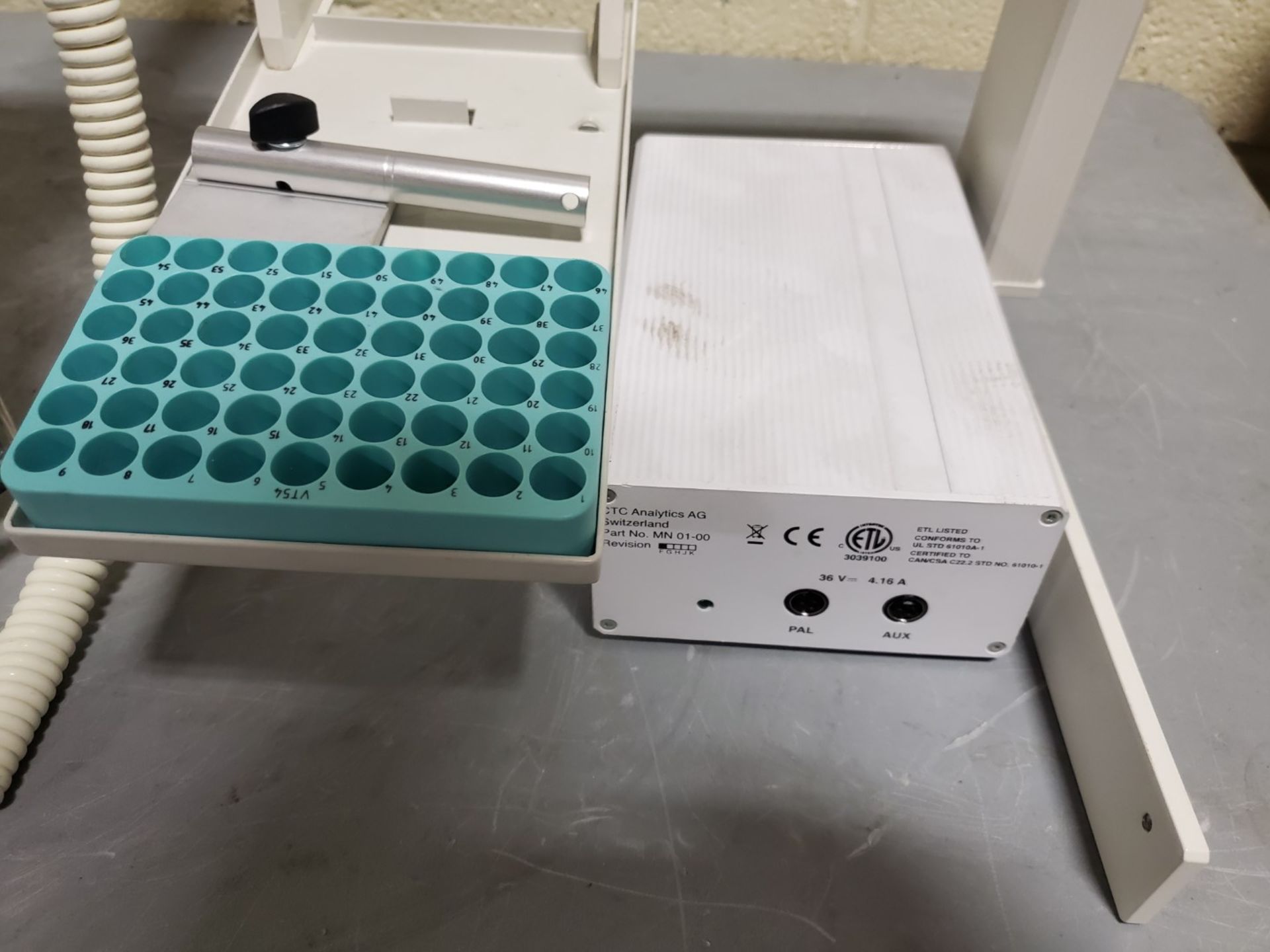 Agilent Technologies CTC Analytic combipal Autosampler, with serial# 1212155. (TAG # 1200082) - Image 4 of 6