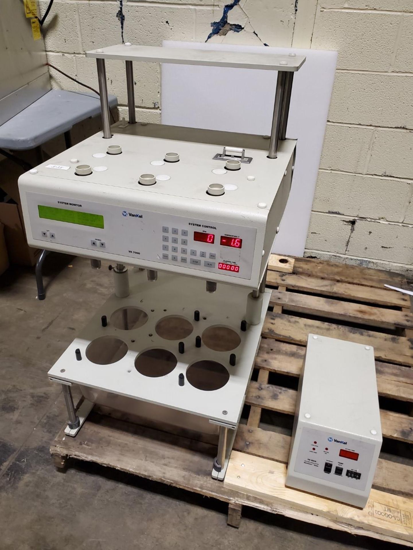 Vankel dissolution tester, model VK-7000, (6) station, with controls and built-in printer, including