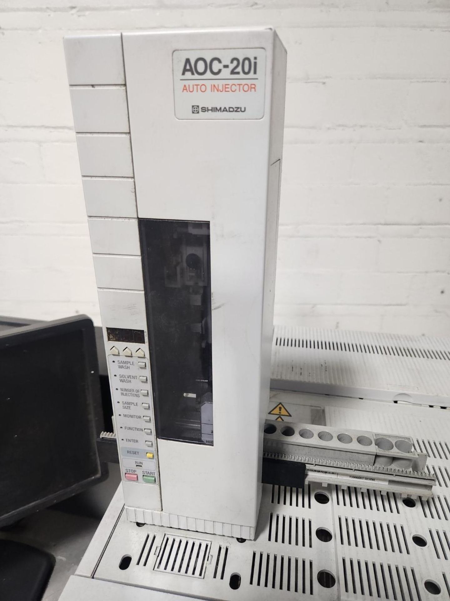 Shimadzu gas chromatograph, model GC-2010 Plus, with AOC-20i auto injector and Dell P/C. (TAG # - Image 3 of 8