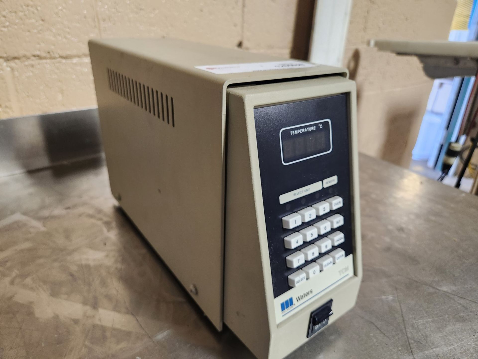 Waters HPLC temperature control module, with controls, 115 volts, serial# 000905. (TAG # 1200027)